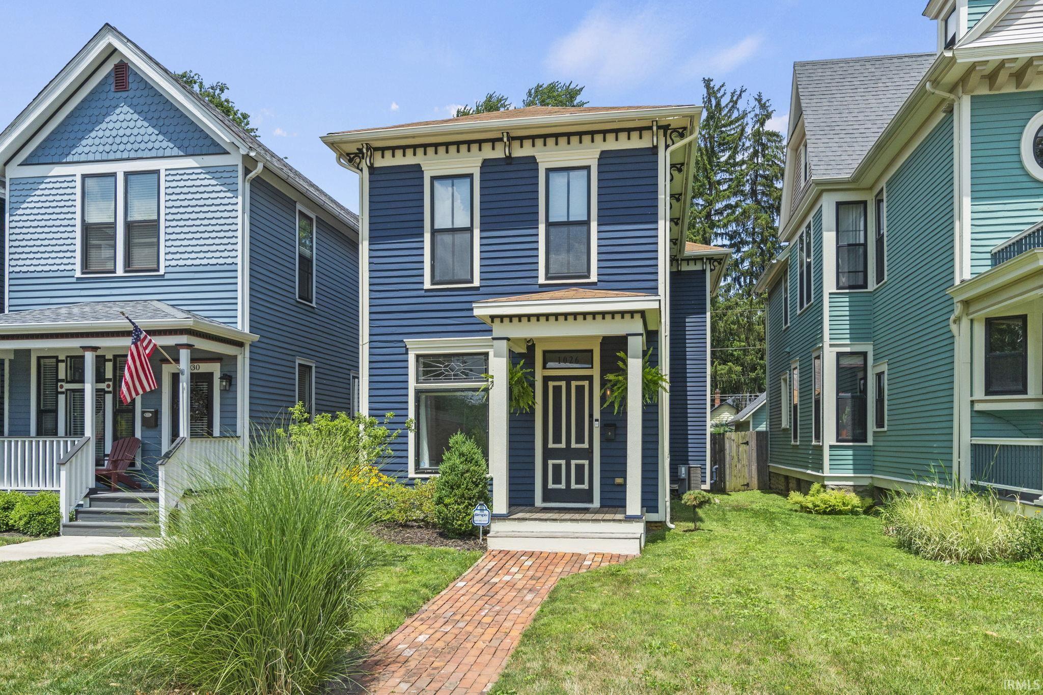 1026 Washington