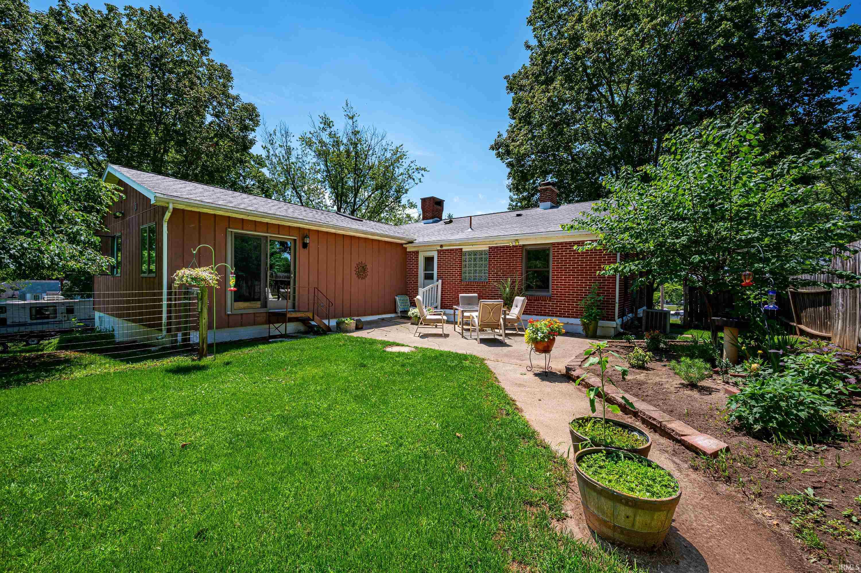4460 Sullivan