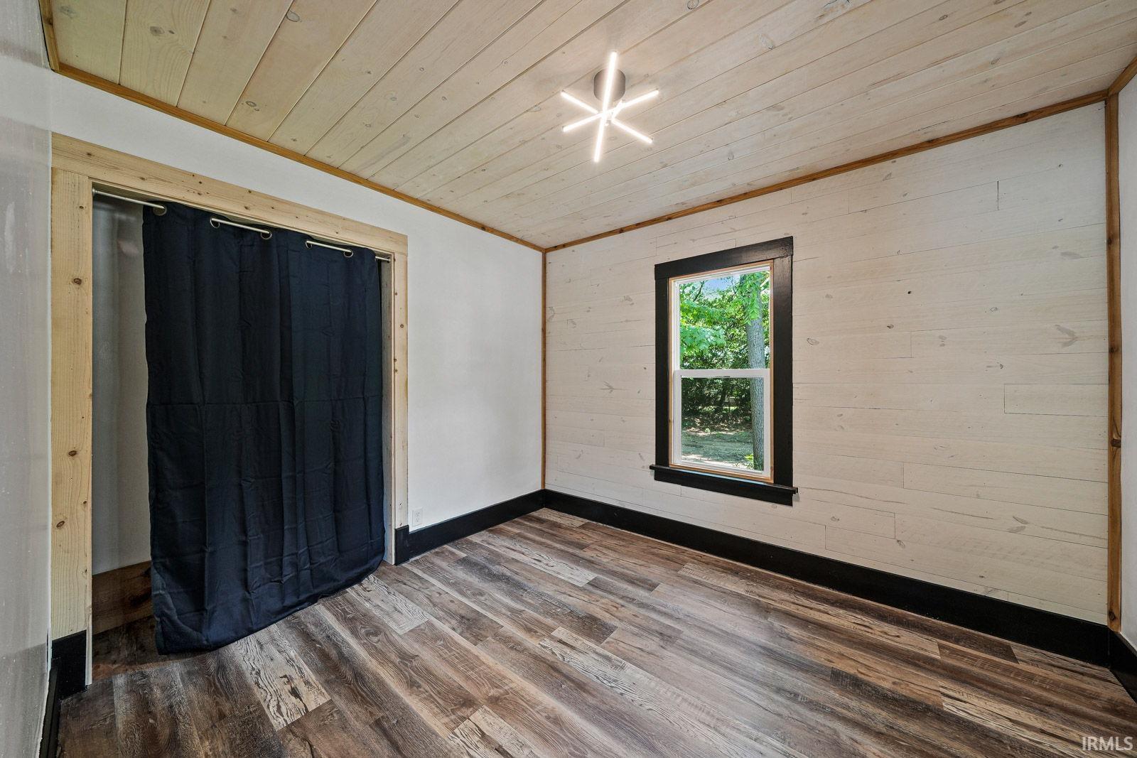 3110 Burr Oak