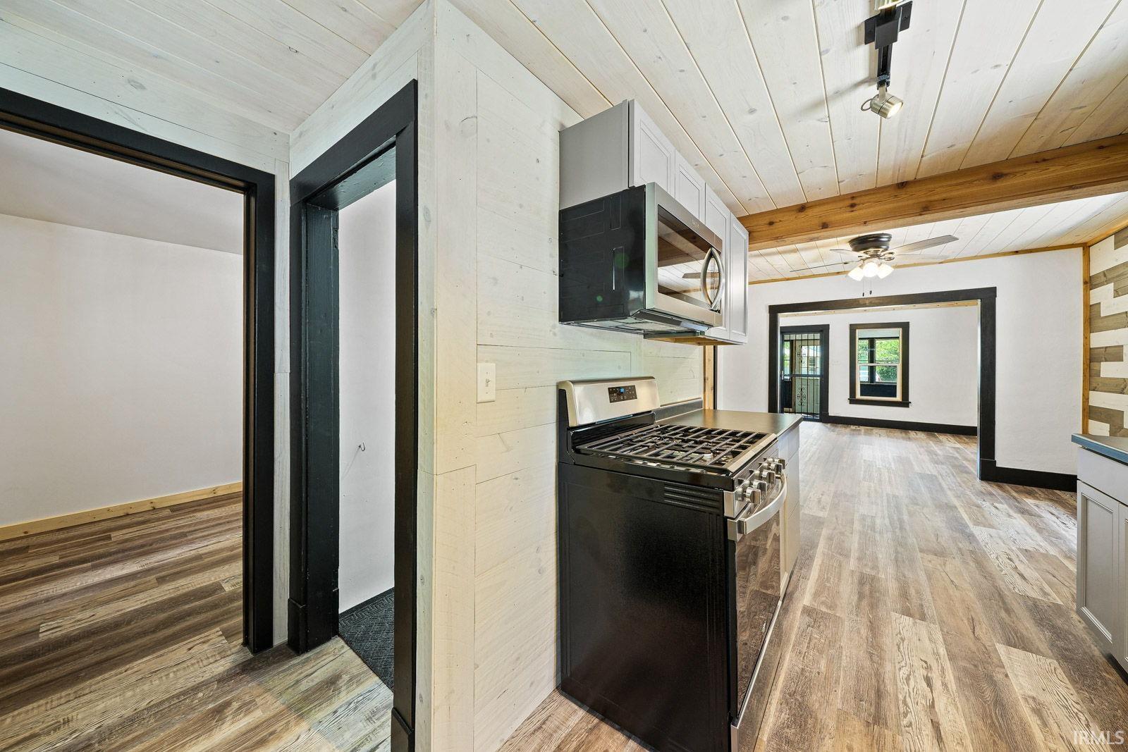 3110 Burr Oak