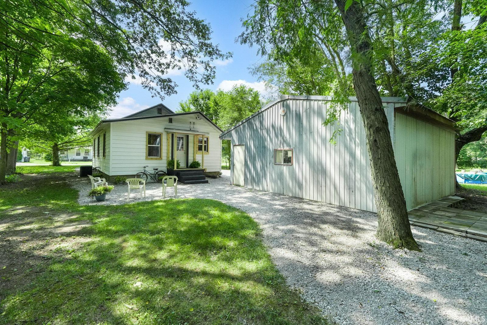 3110 Burr Oak