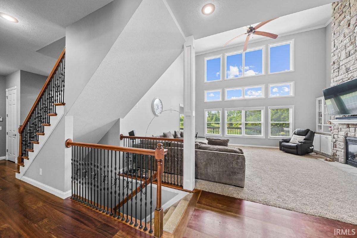 2245 Creekview