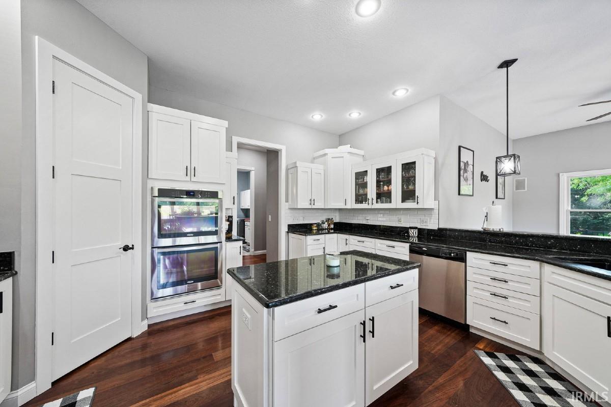 2245 Creekview