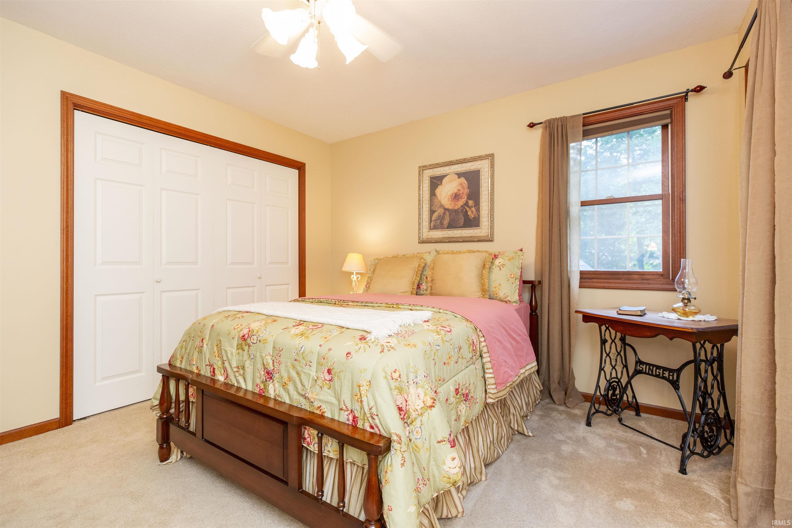 2611 Hillcrest