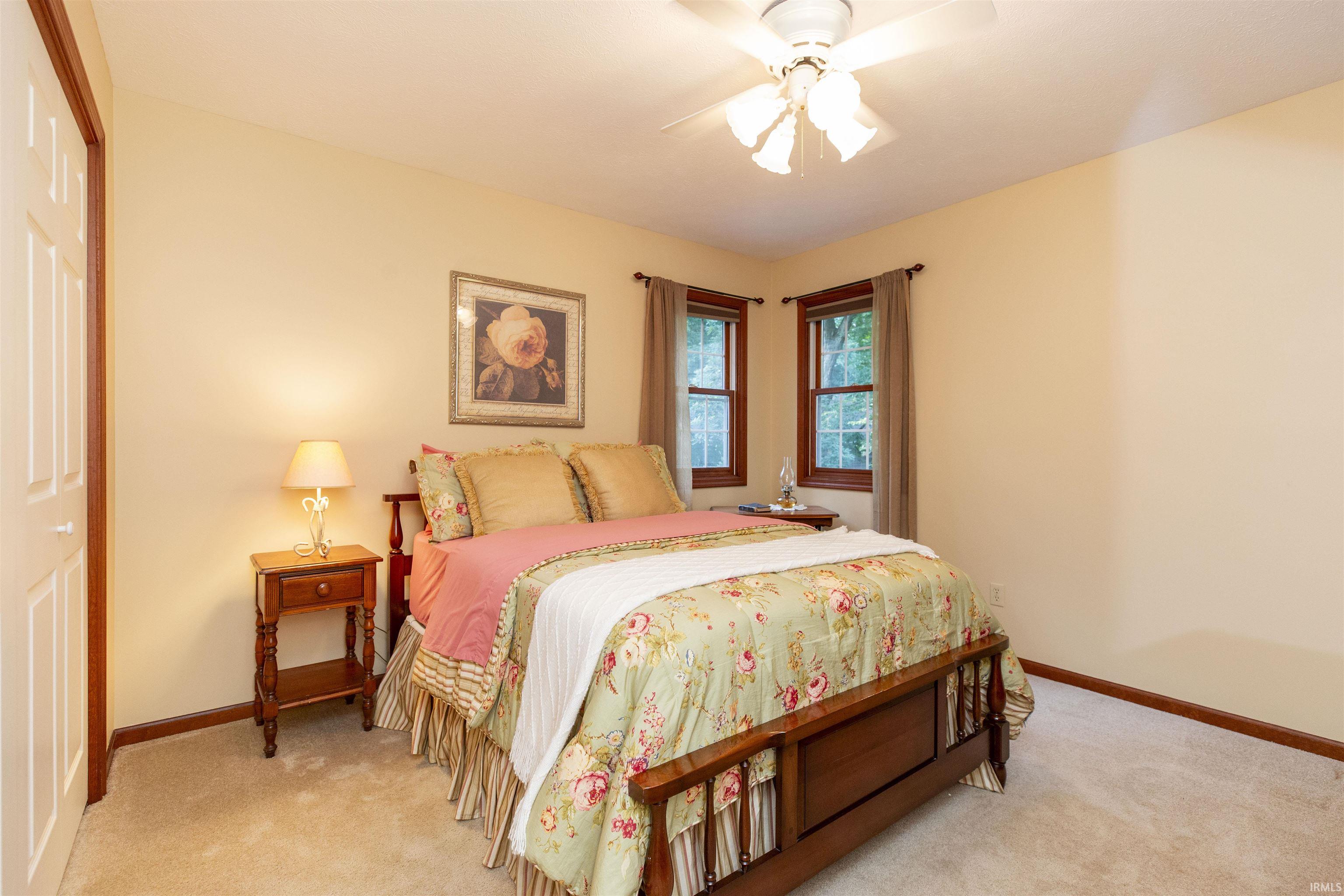 2611 Hillcrest