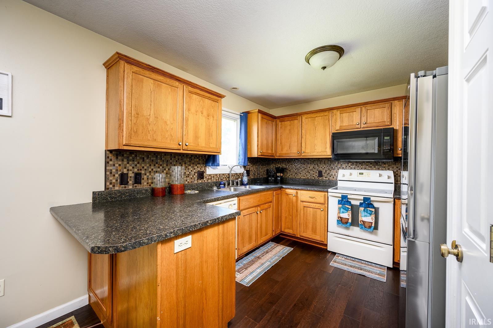 9542 Fenwick