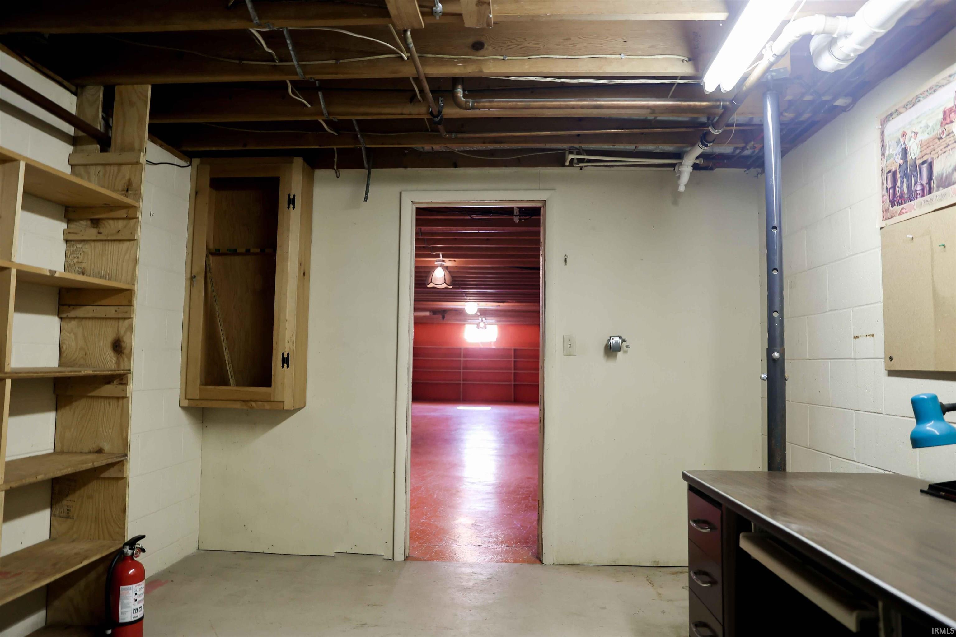9444 800 South