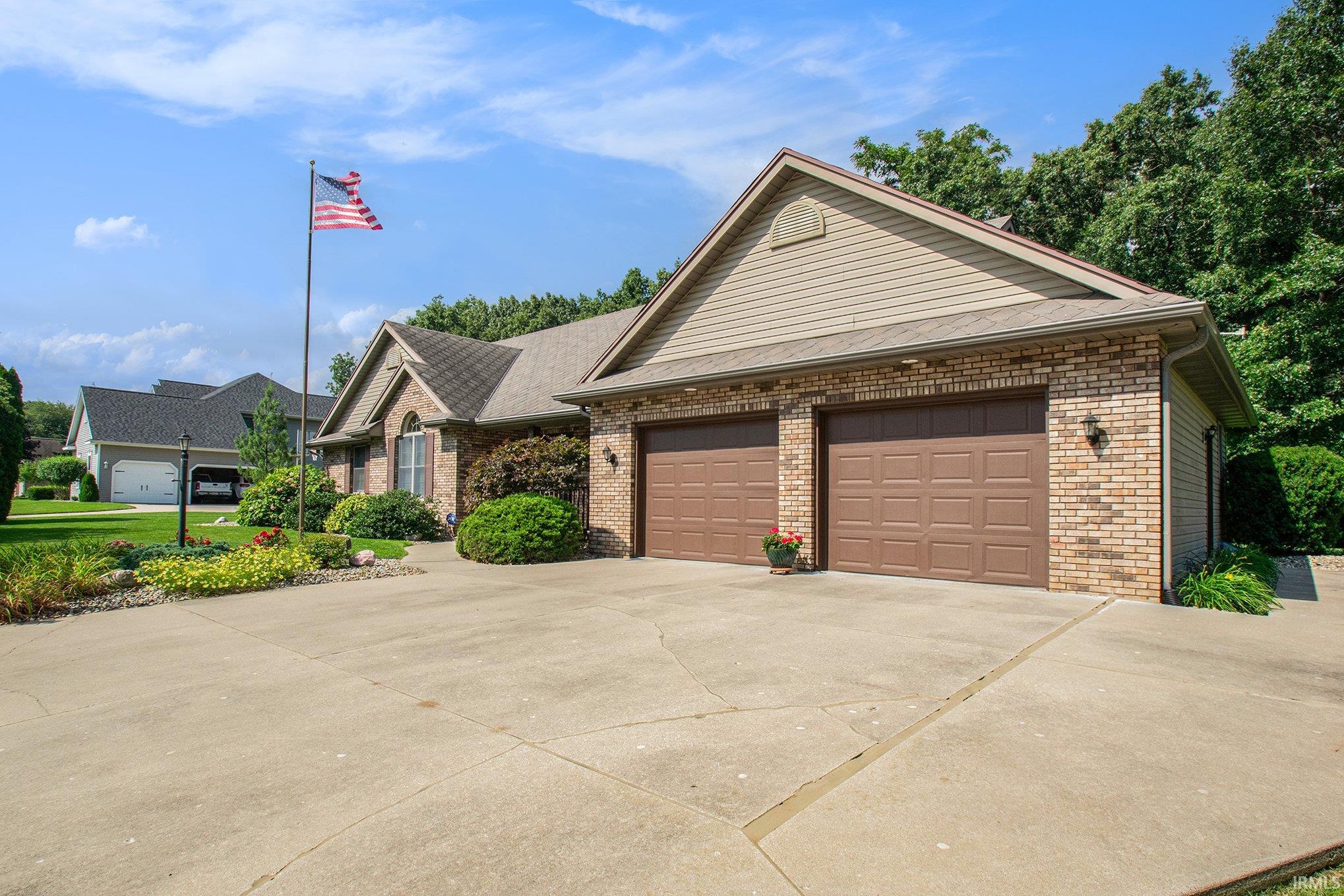 3753 Thornridge Dr.