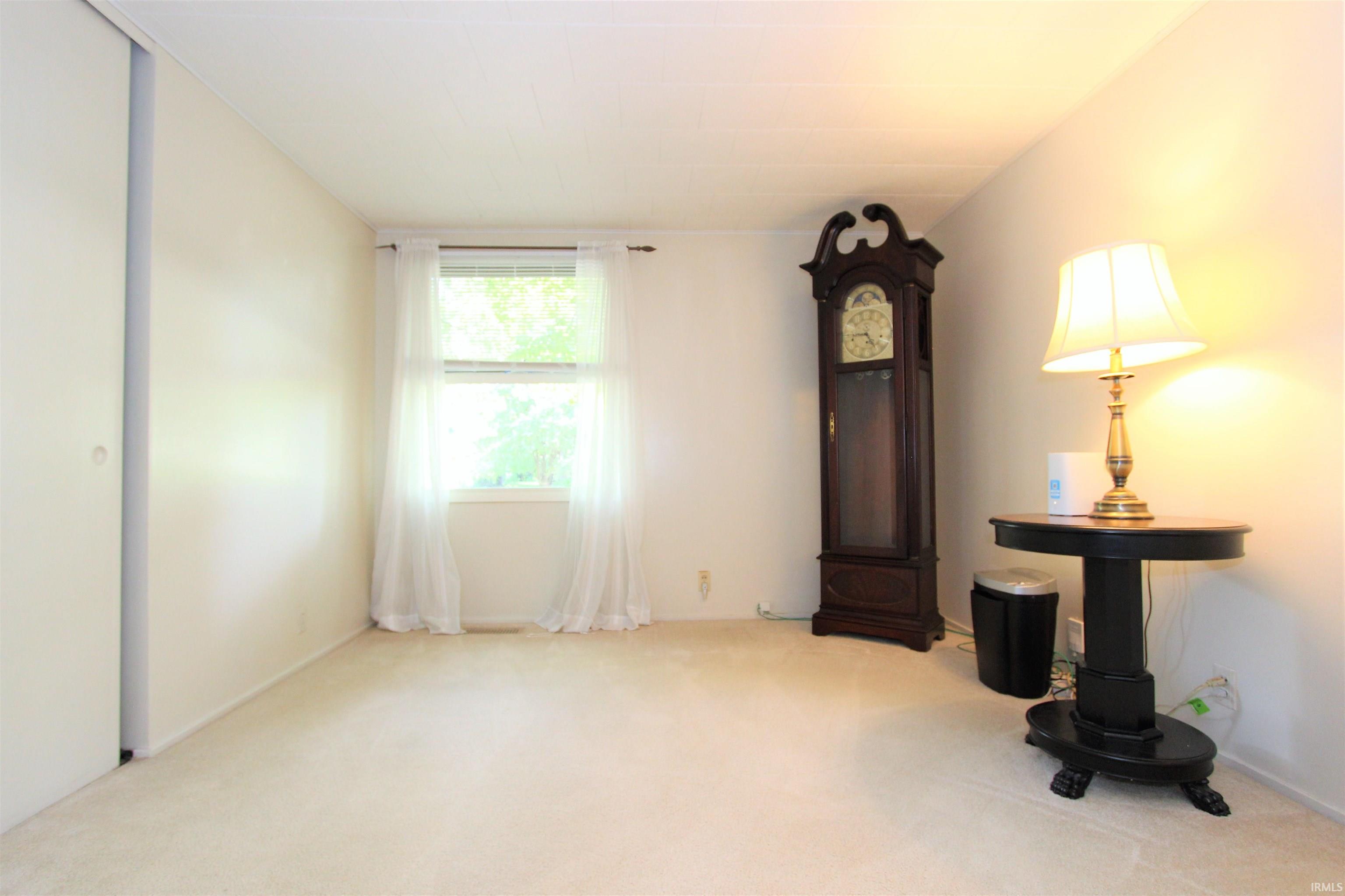 1627 Southbrook