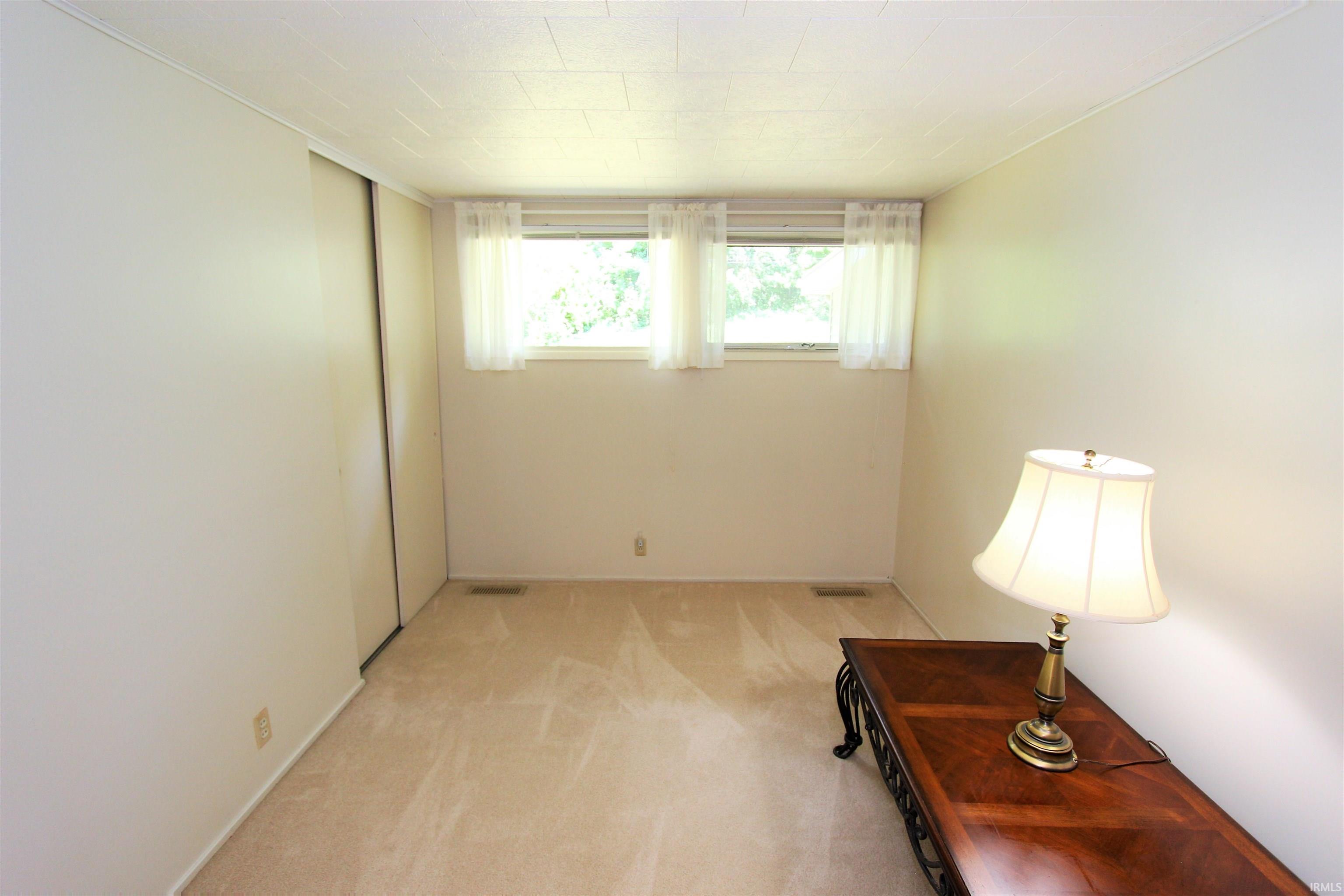 1627 Southbrook