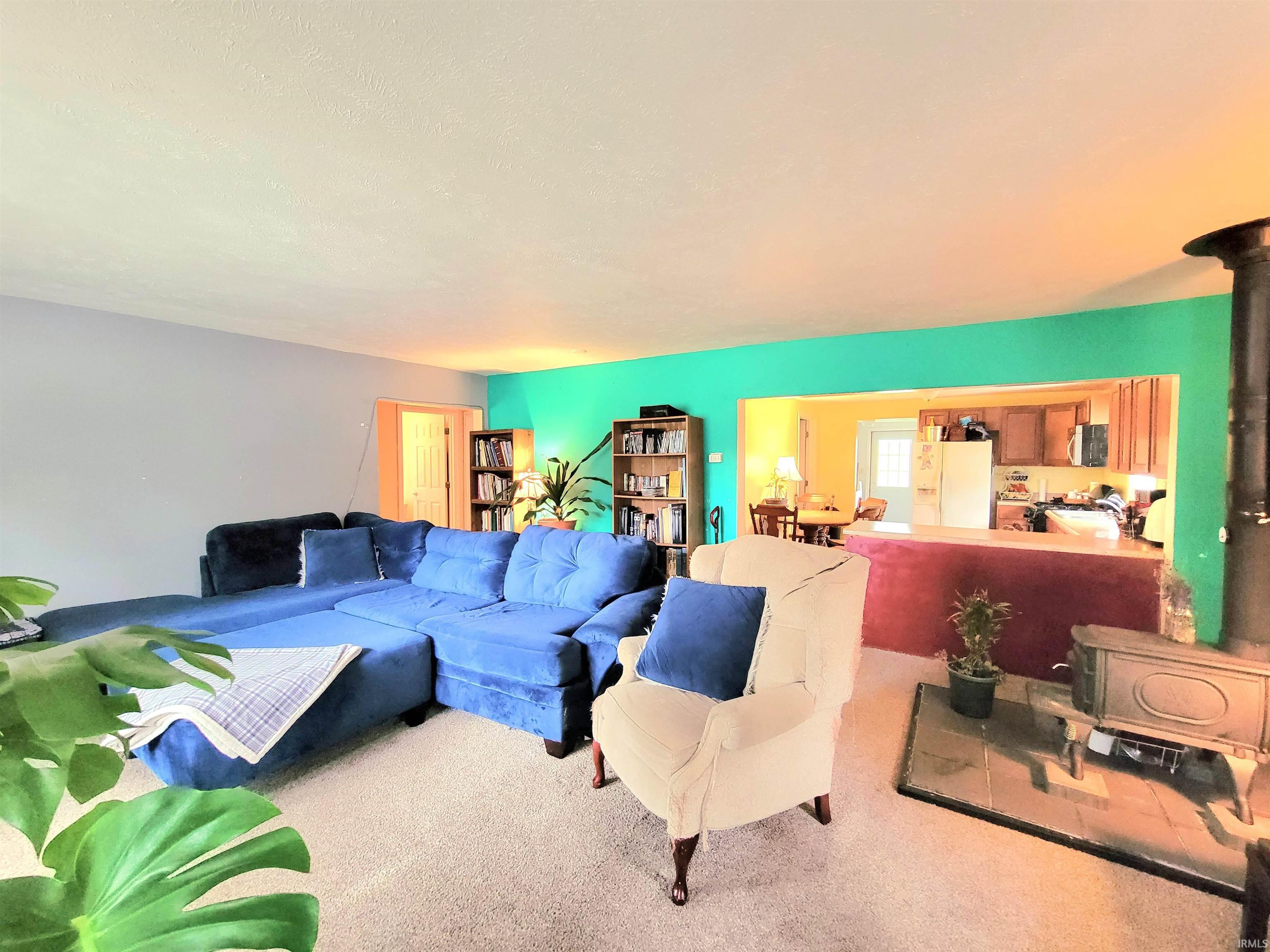 3101 725 West