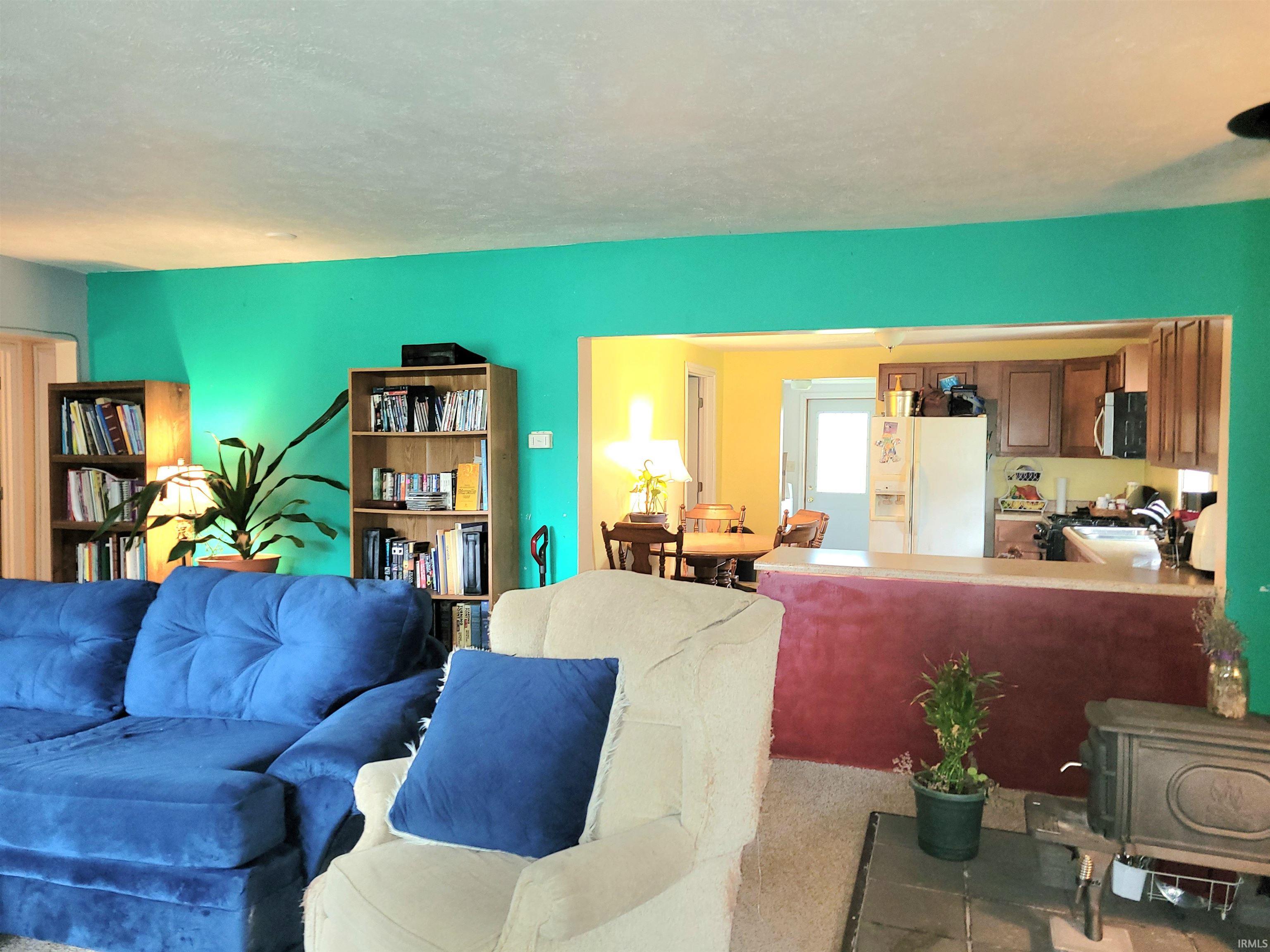 3101 725 West