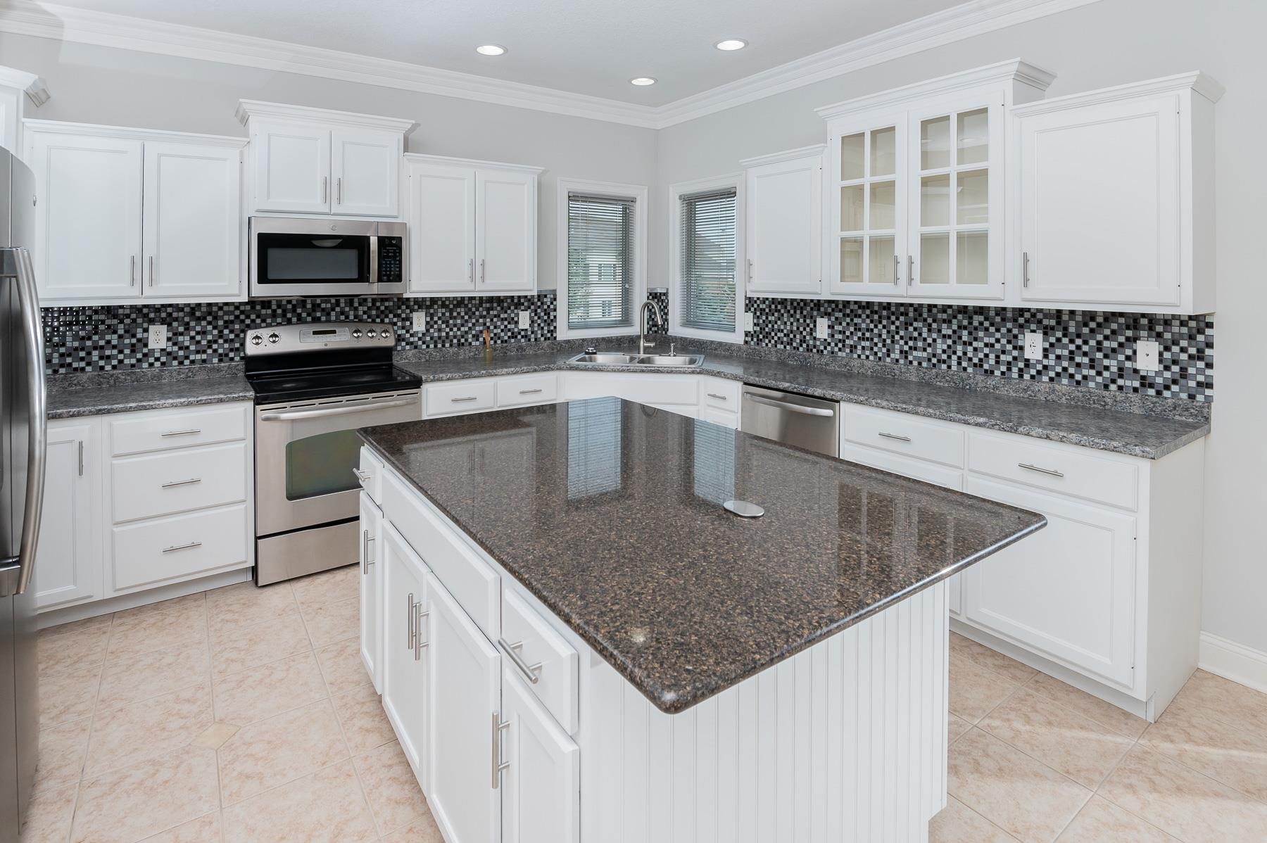 13622 Ridge Crest