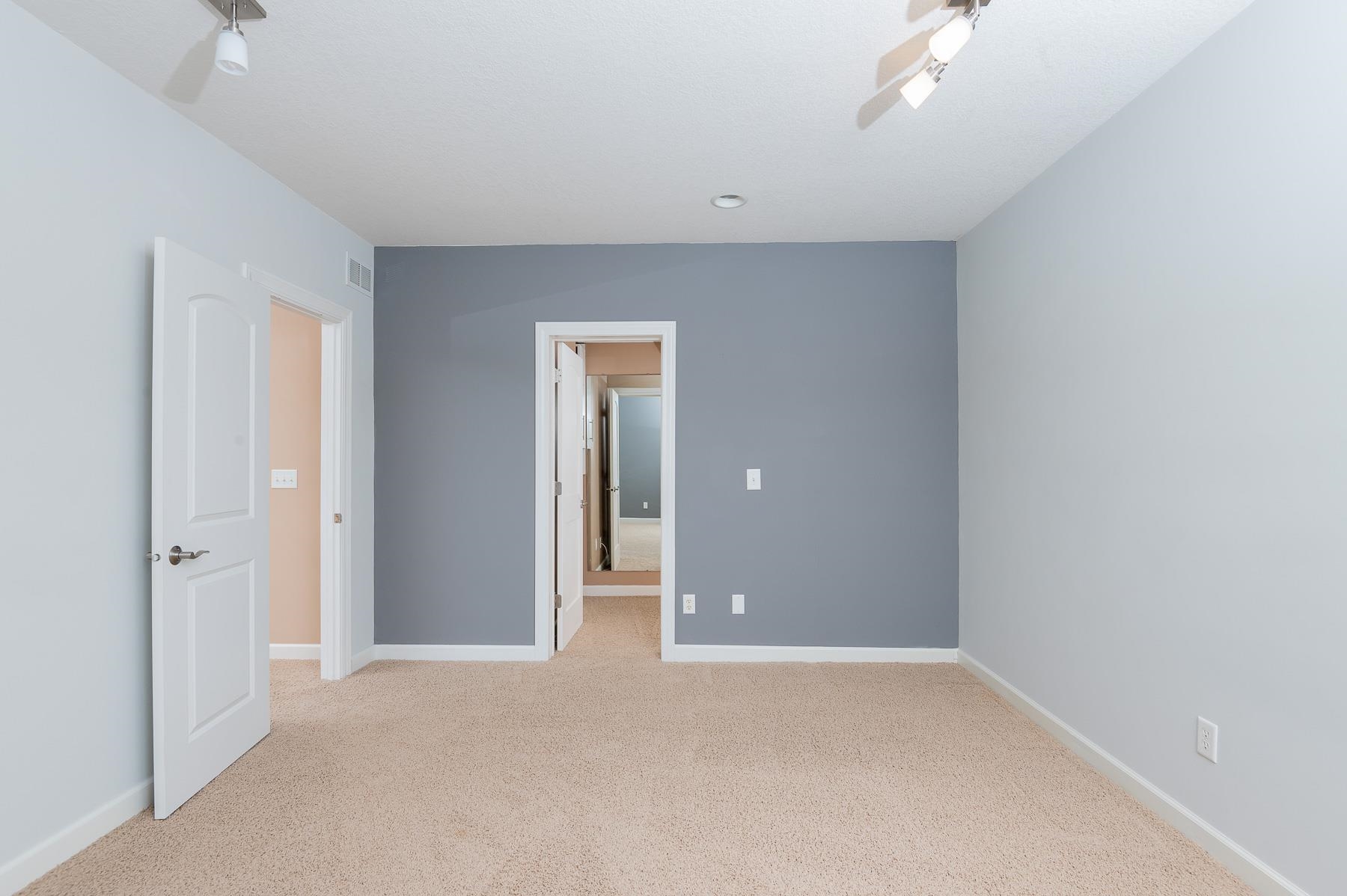 13622 Ridge Crest