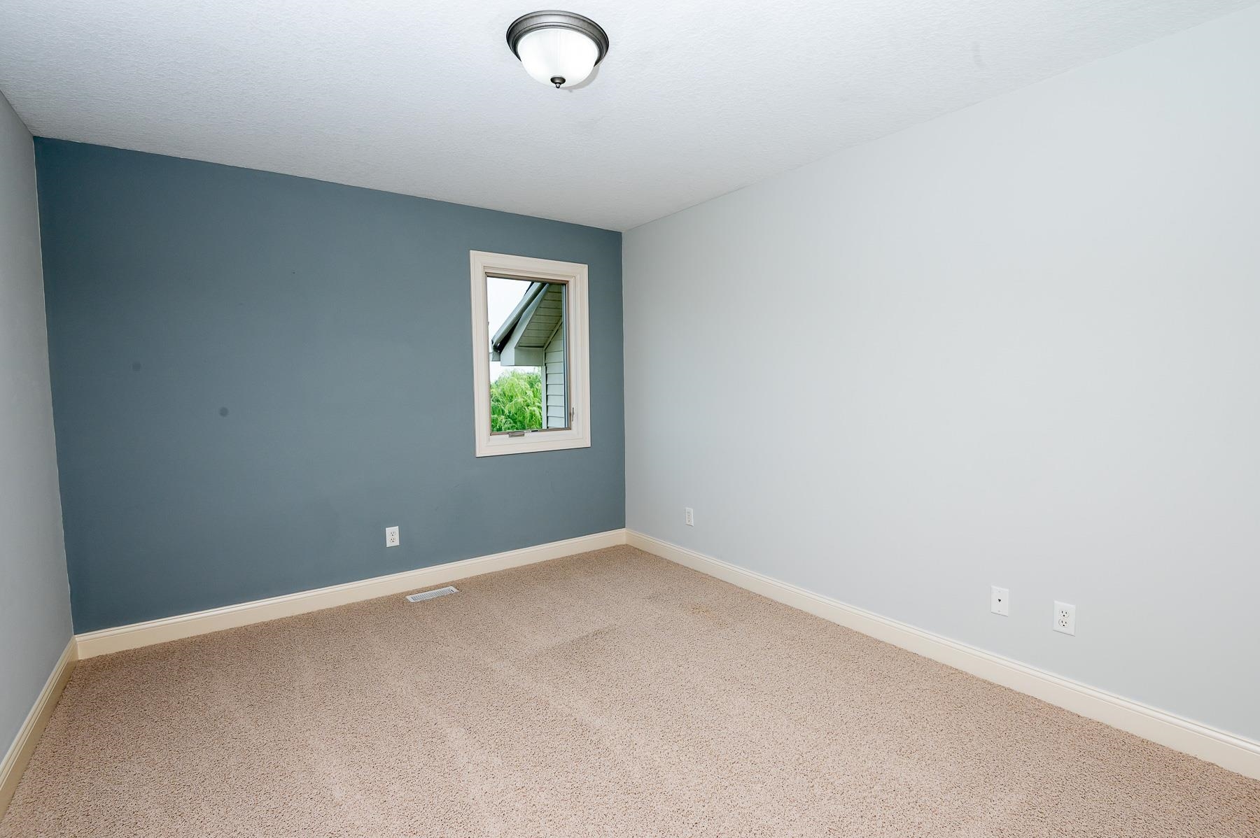 13622 Ridge Crest