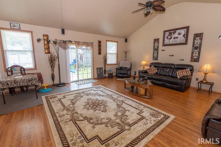 2208 Douglas