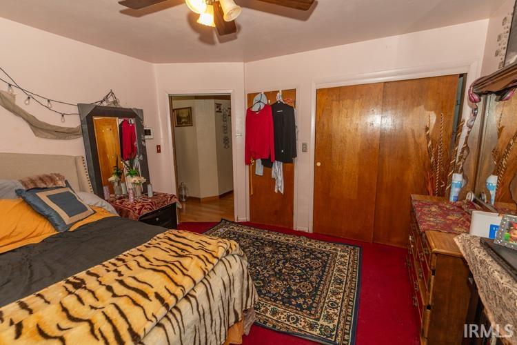 2208 Douglas