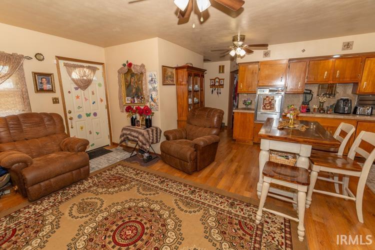 2208 Douglas