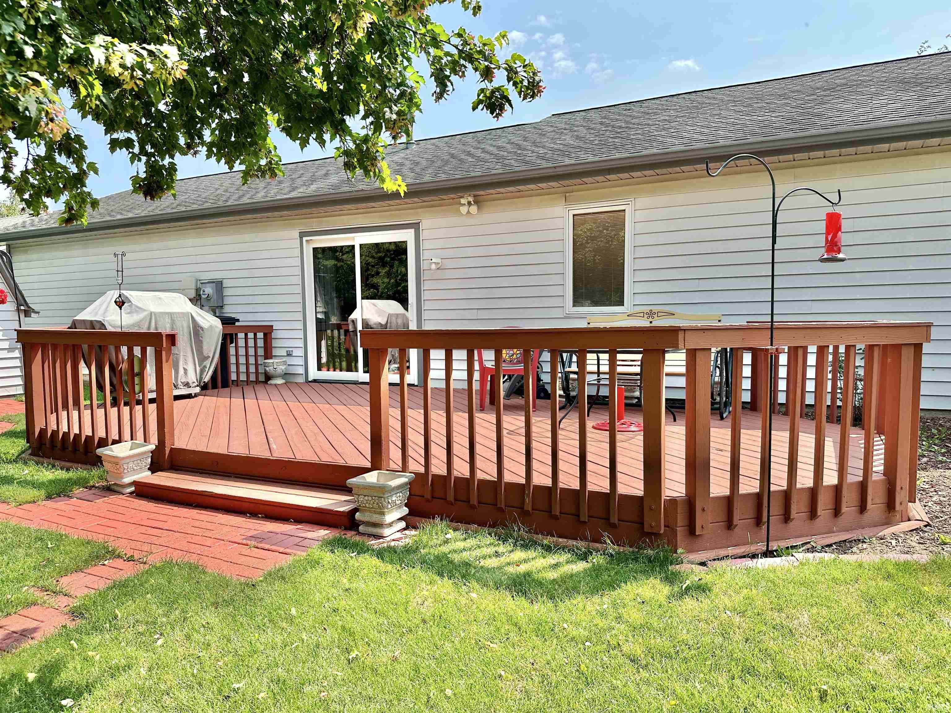 1523 Connaught