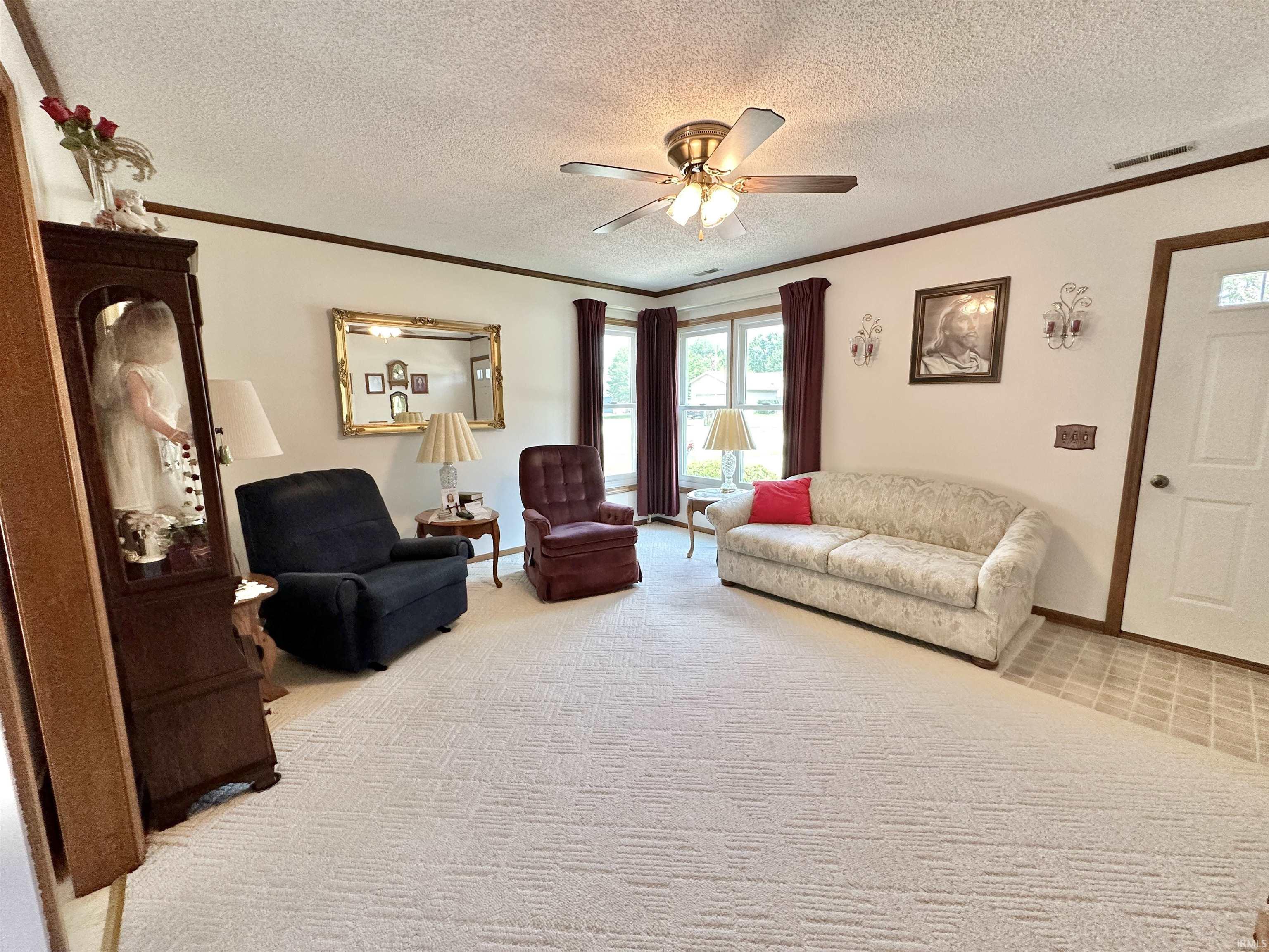 1523 Connaught