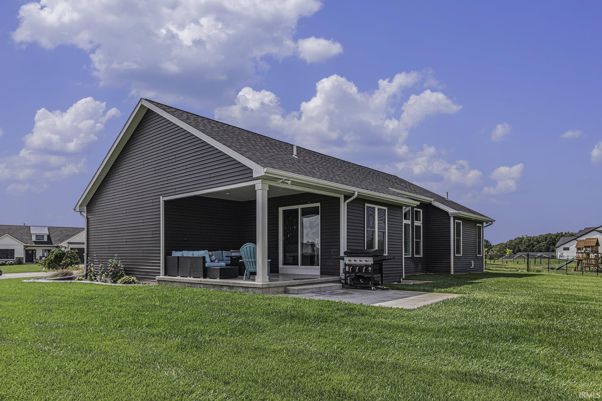 56338 White Pine