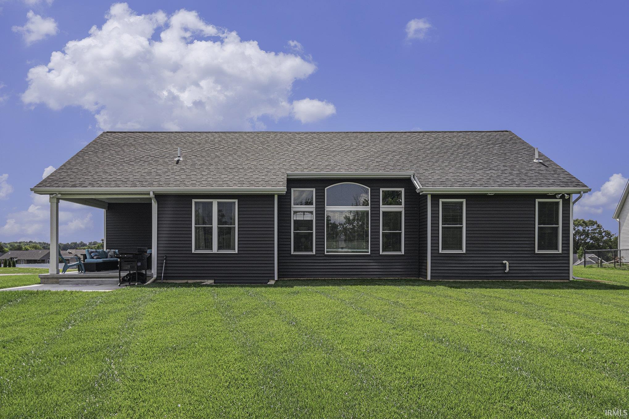 56338 White Pine