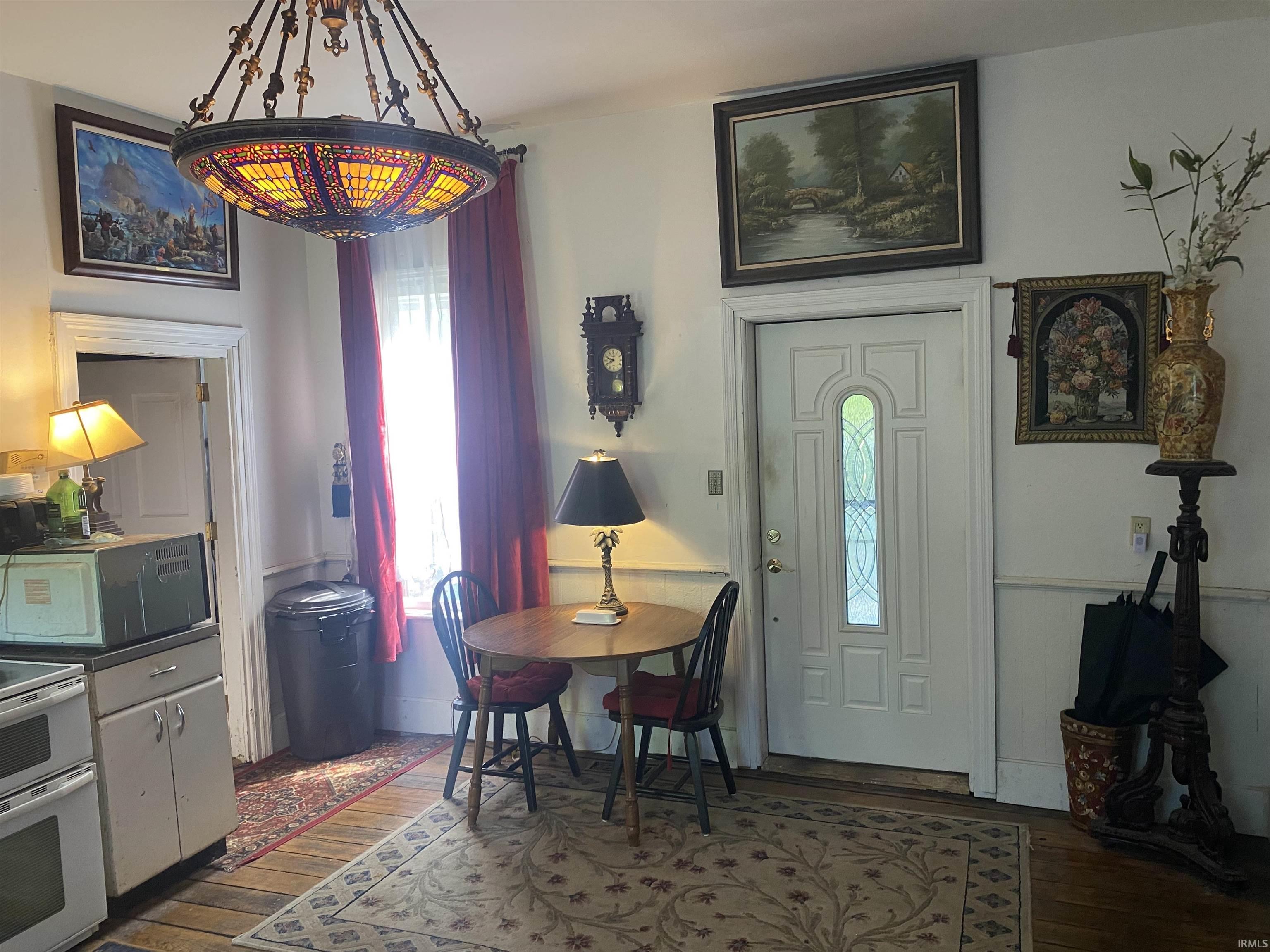 1059 Lasalle