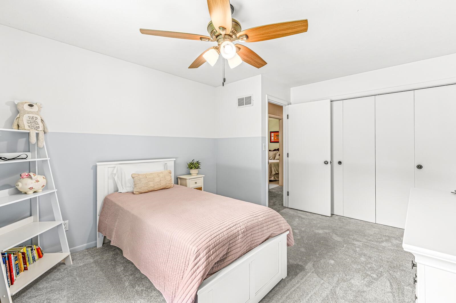 1621 Bay