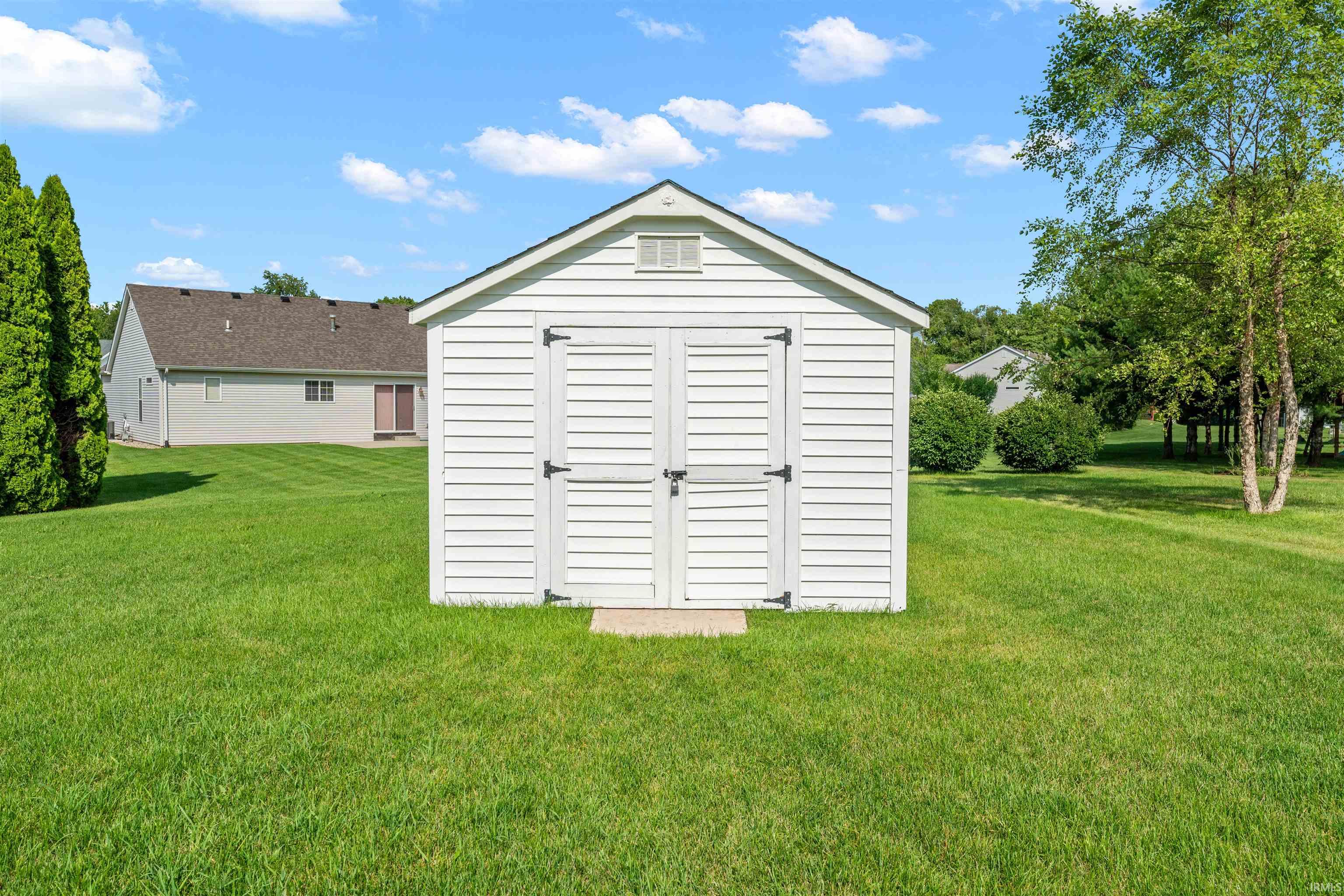 6606 Erie Falls