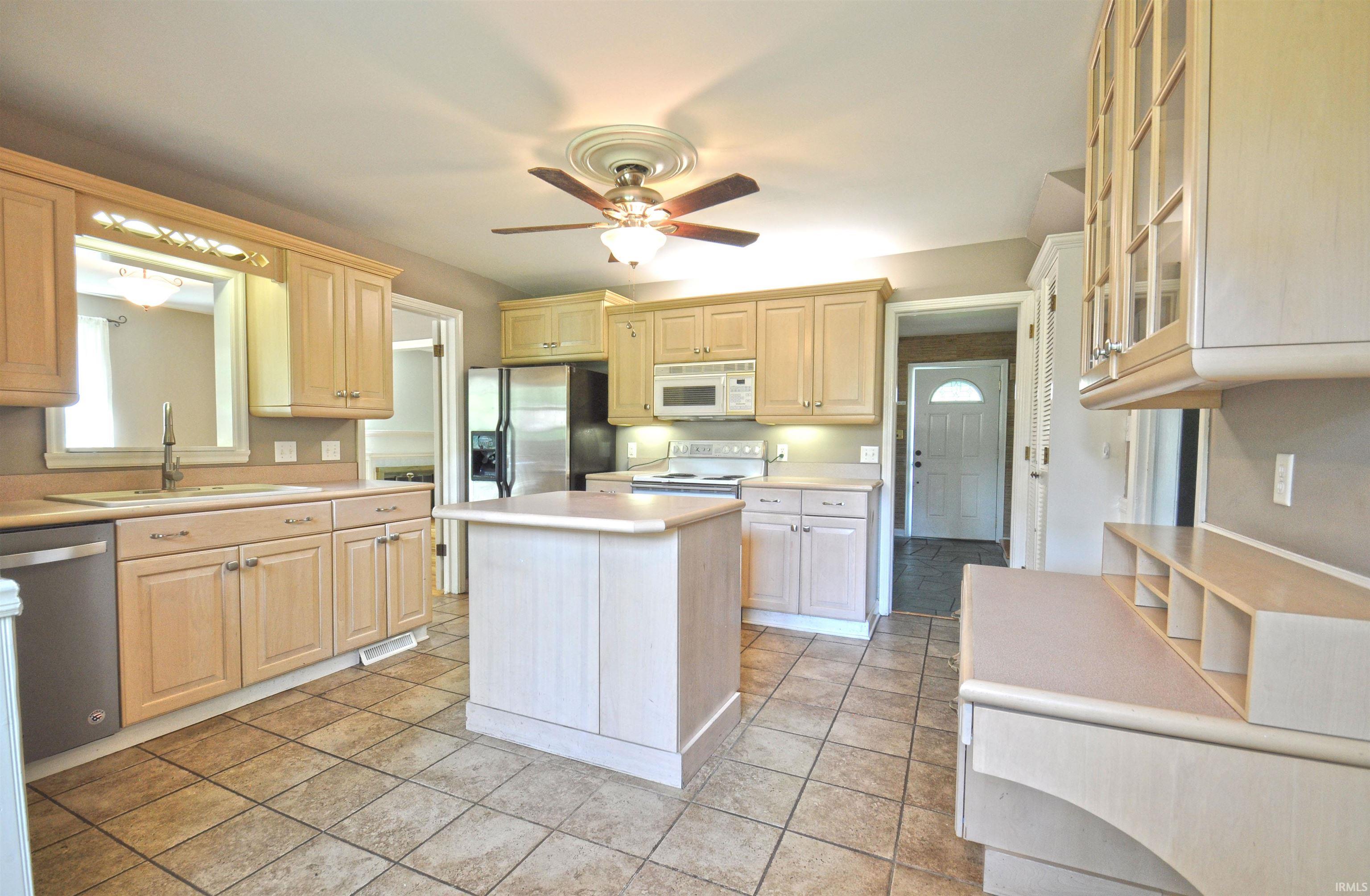 220 Sylvan Glen
