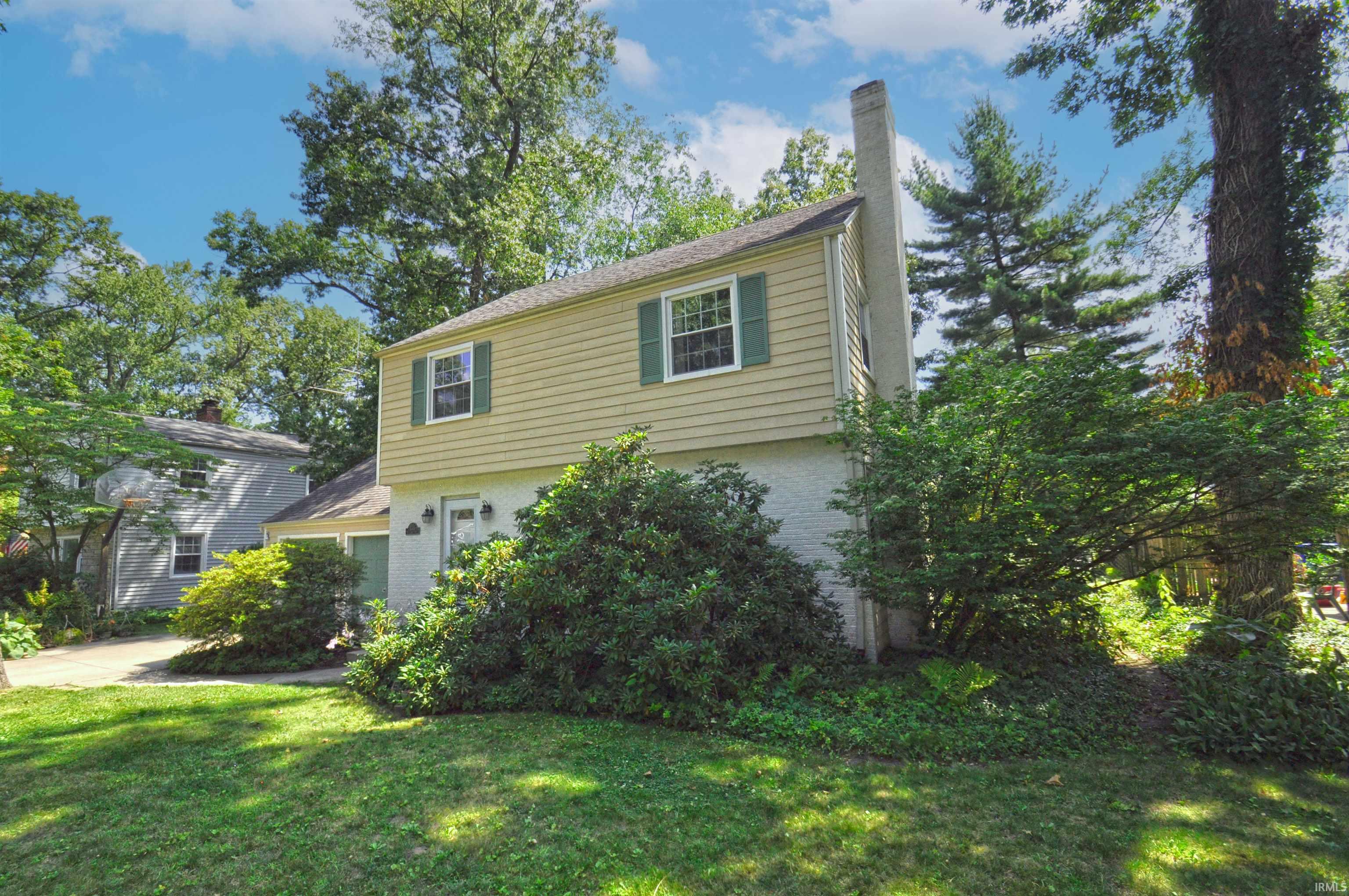 220 Sylvan Glen