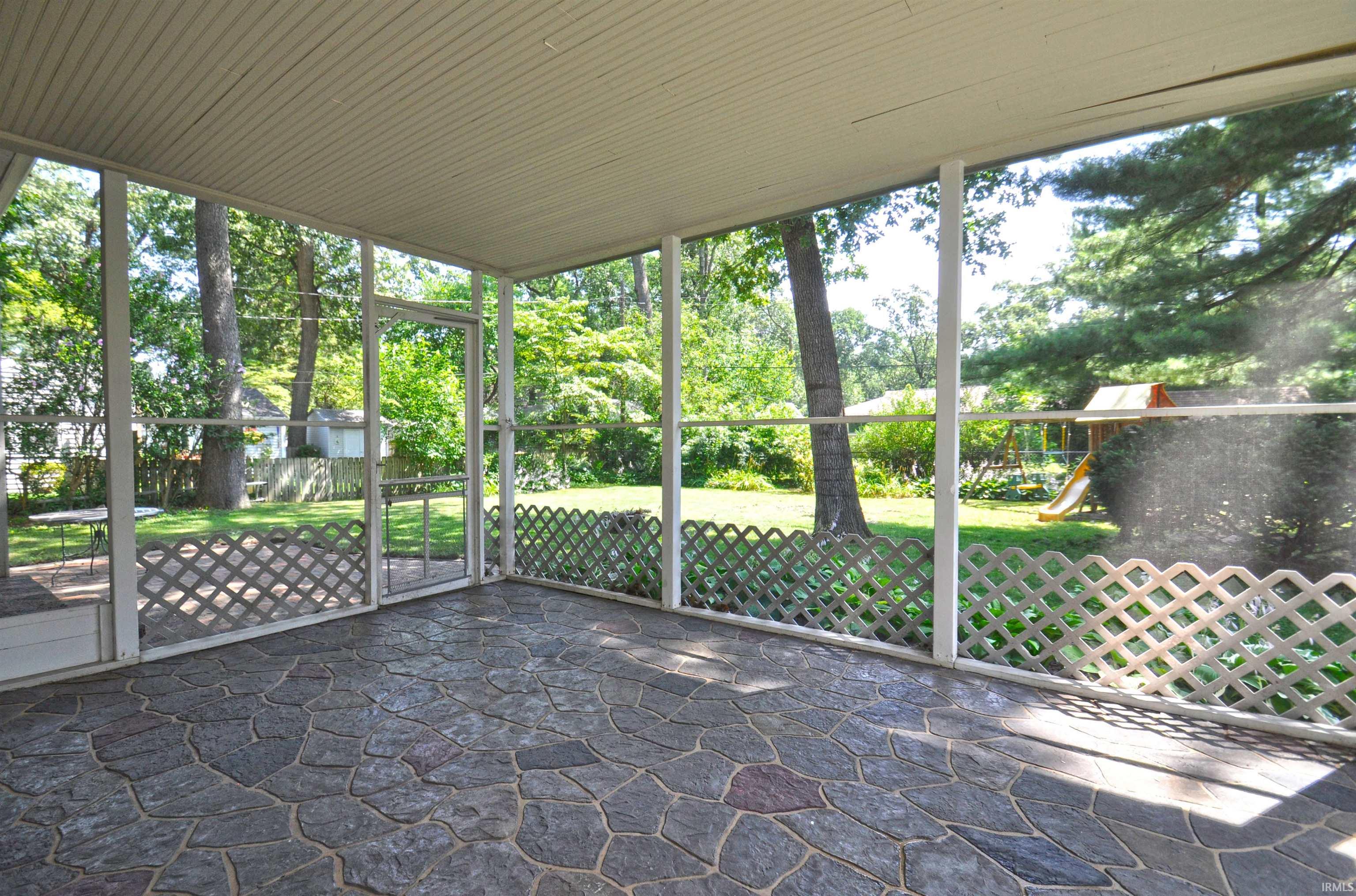 220 Sylvan Glen