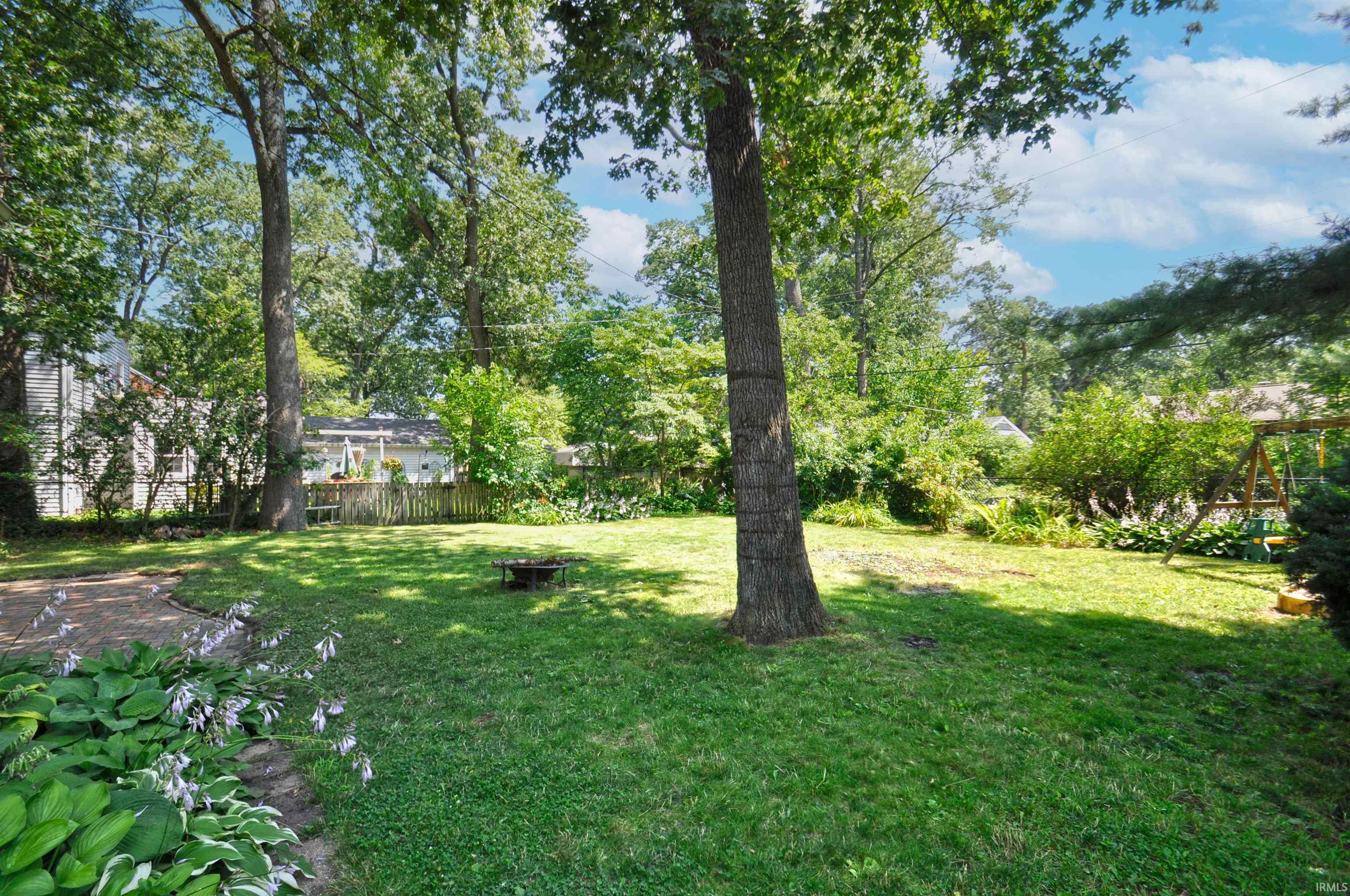 220 Sylvan Glen