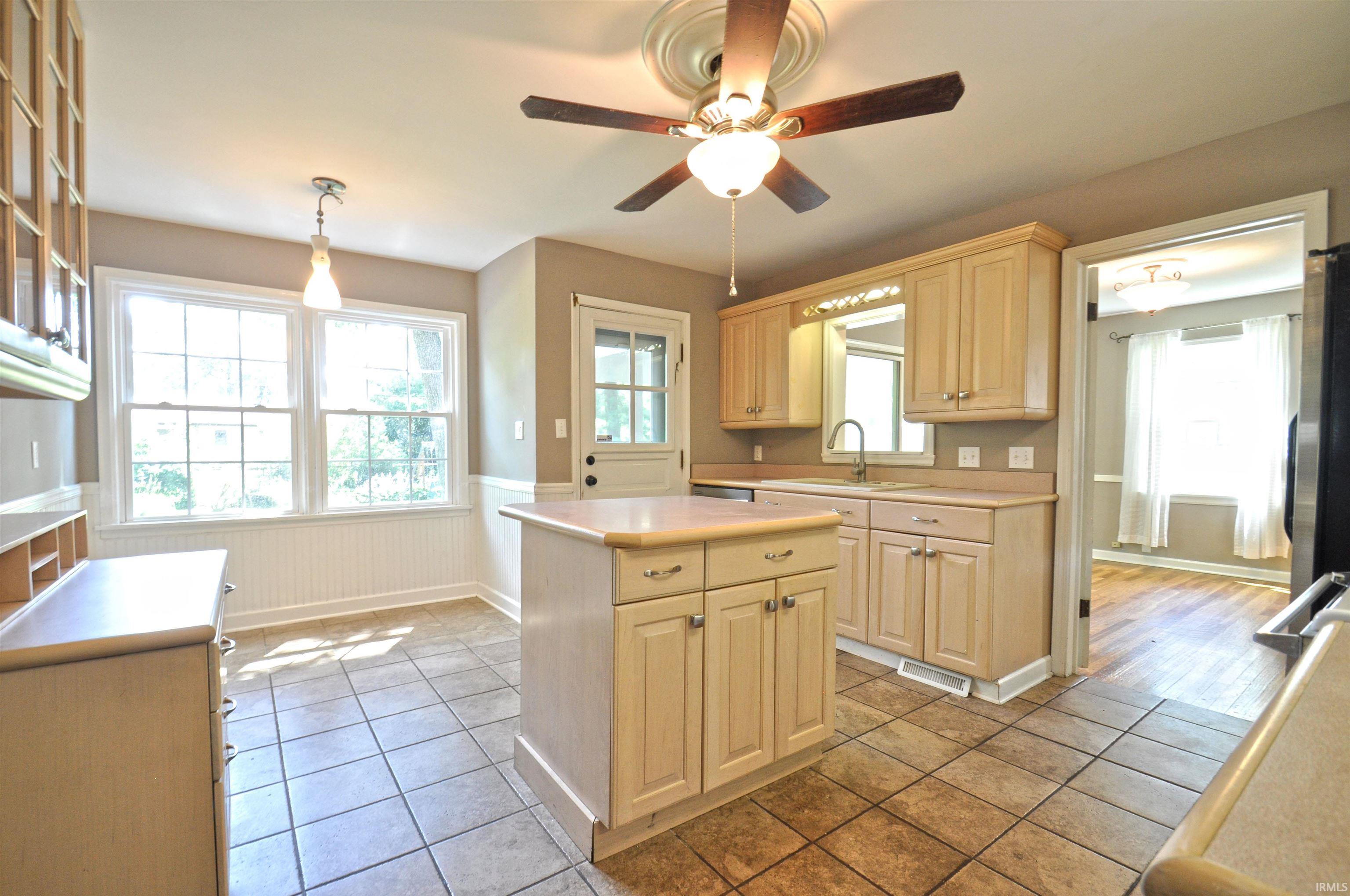 220 Sylvan Glen
