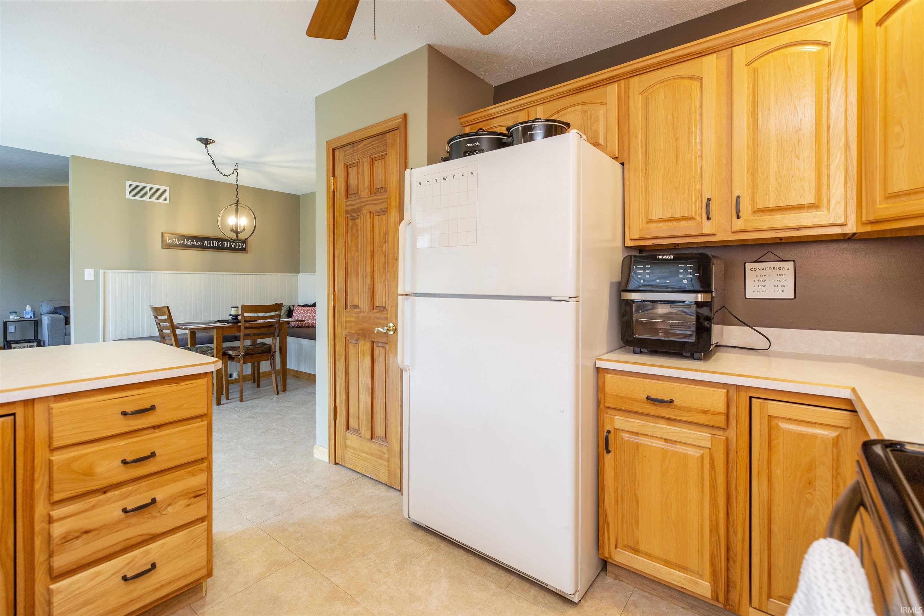 10621 Washtenaw