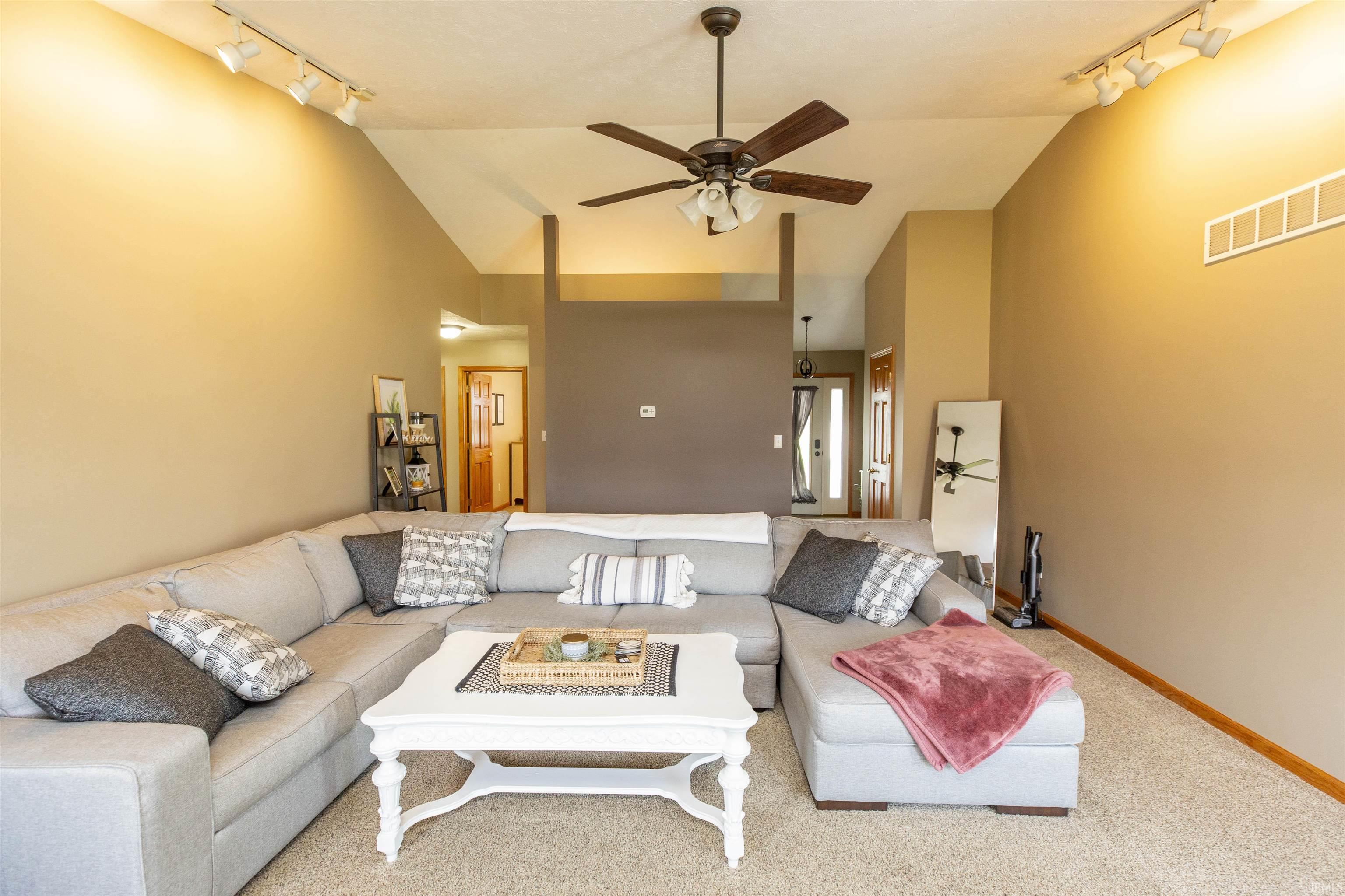 10621 Washtenaw
