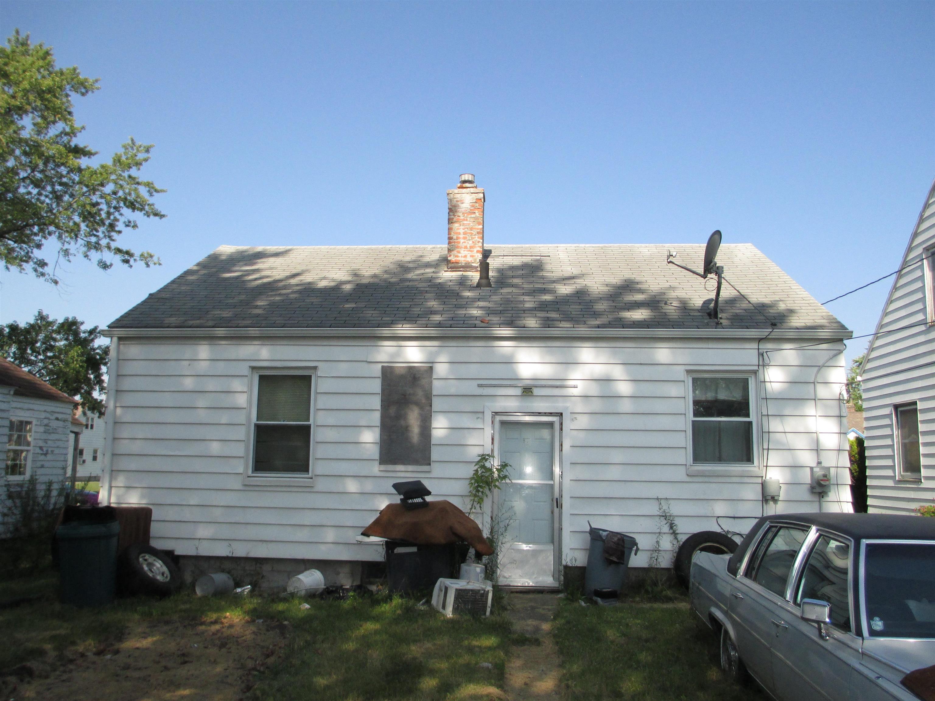 602 Gladstone