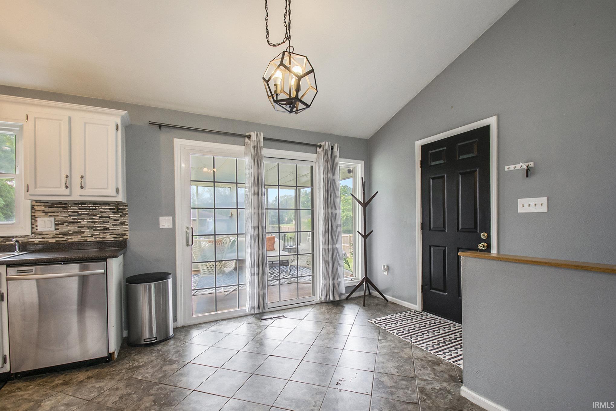 53652 County Road 1