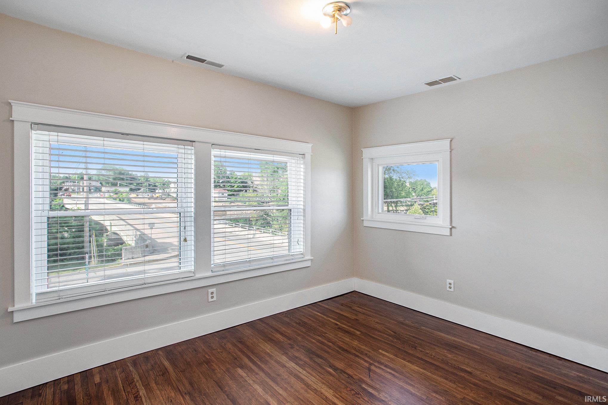 301 Edgewater