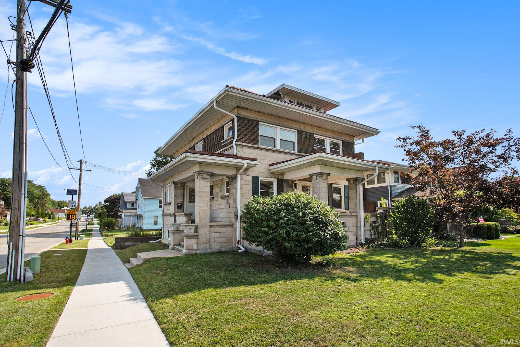 301 Edgewater
