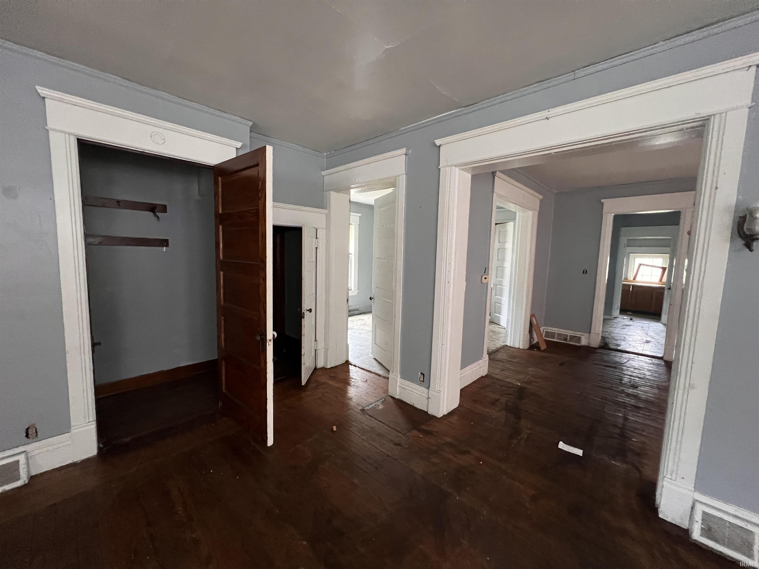 1037 Colfax