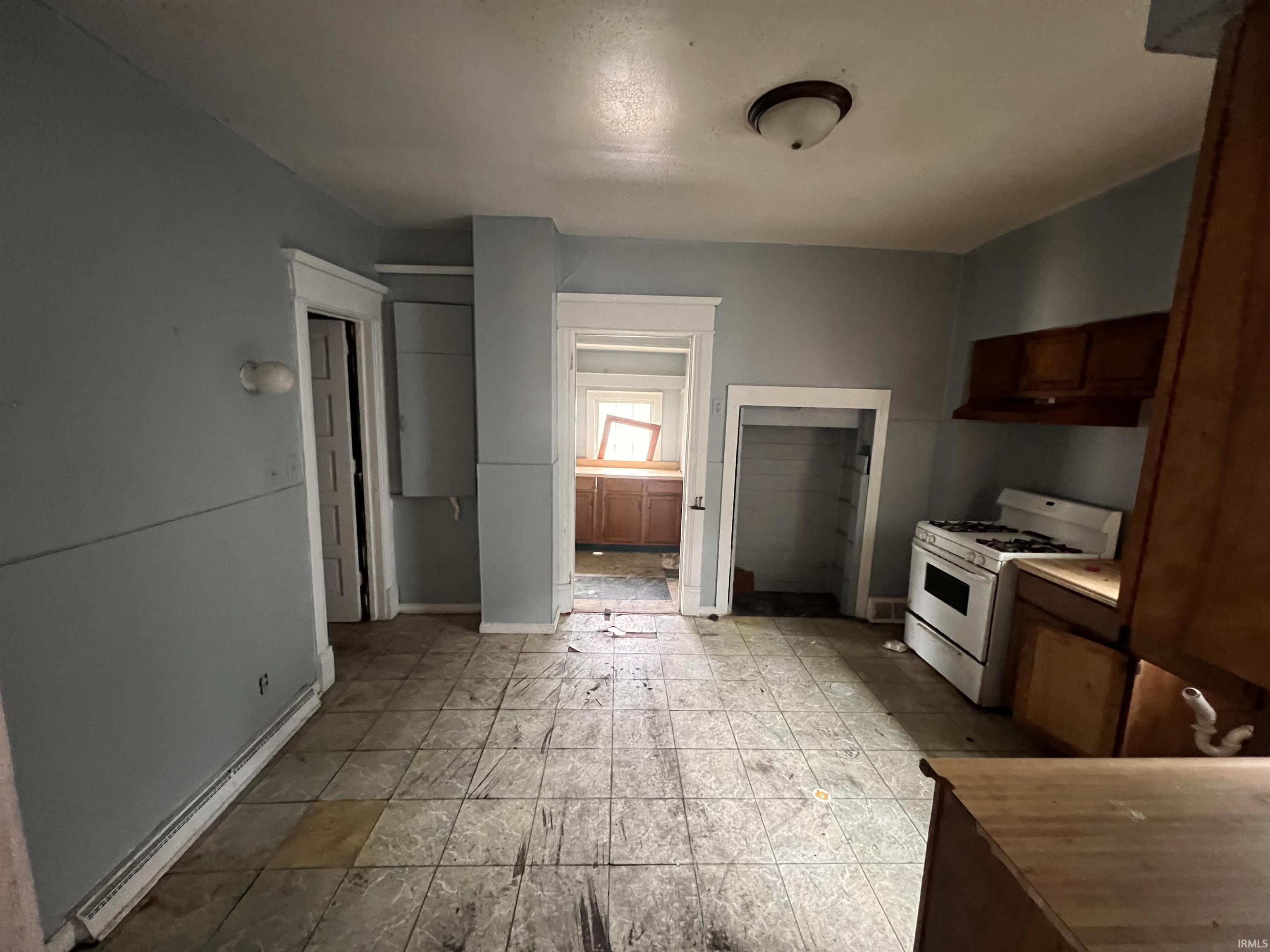 1037 Colfax