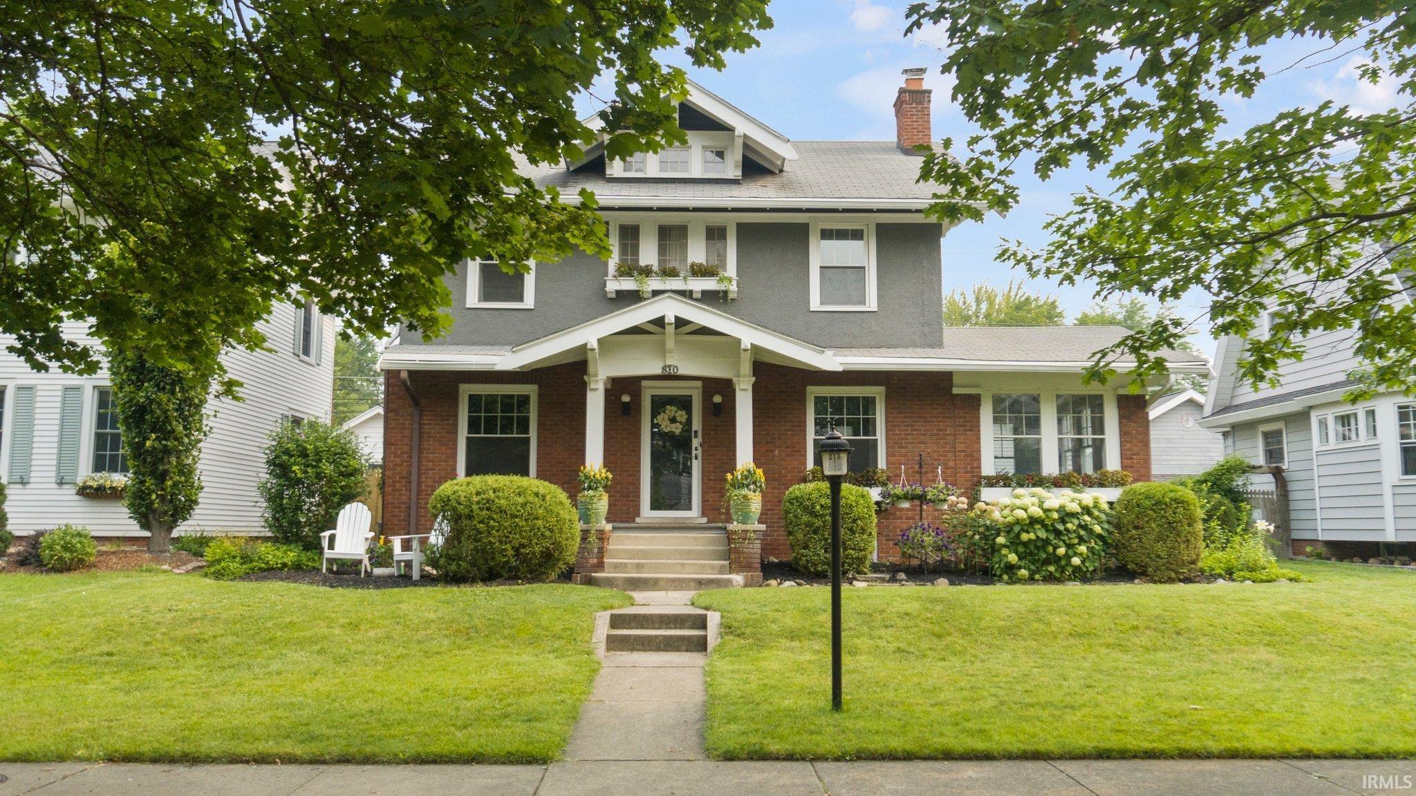 810 Oakdale