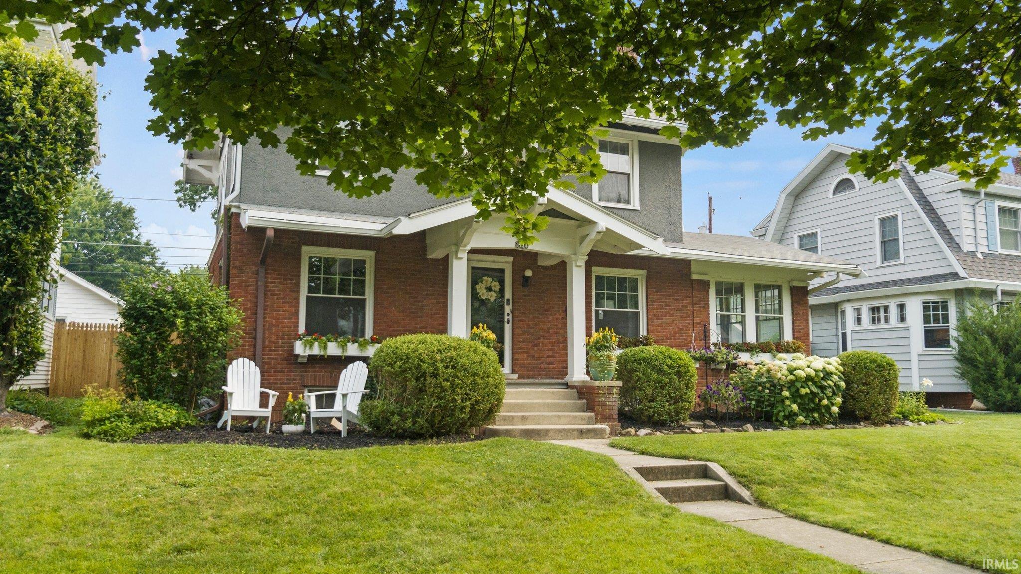 810 Oakdale