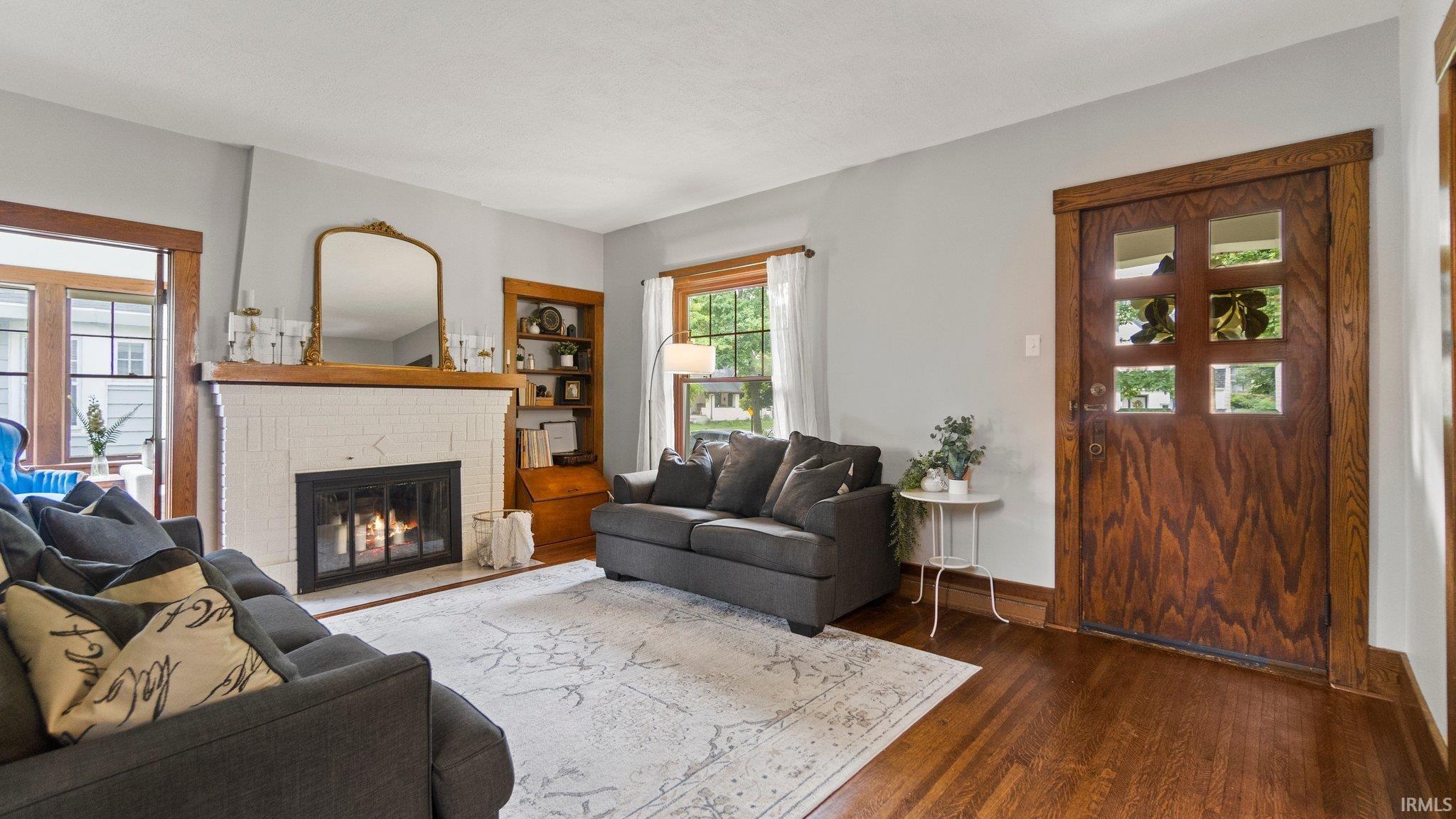 810 Oakdale