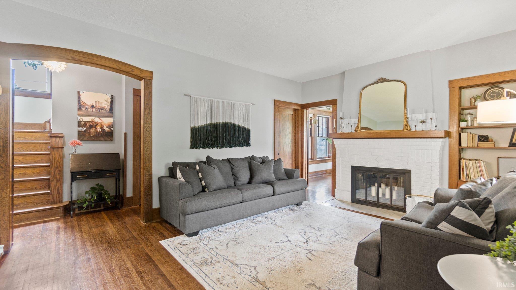 810 Oakdale