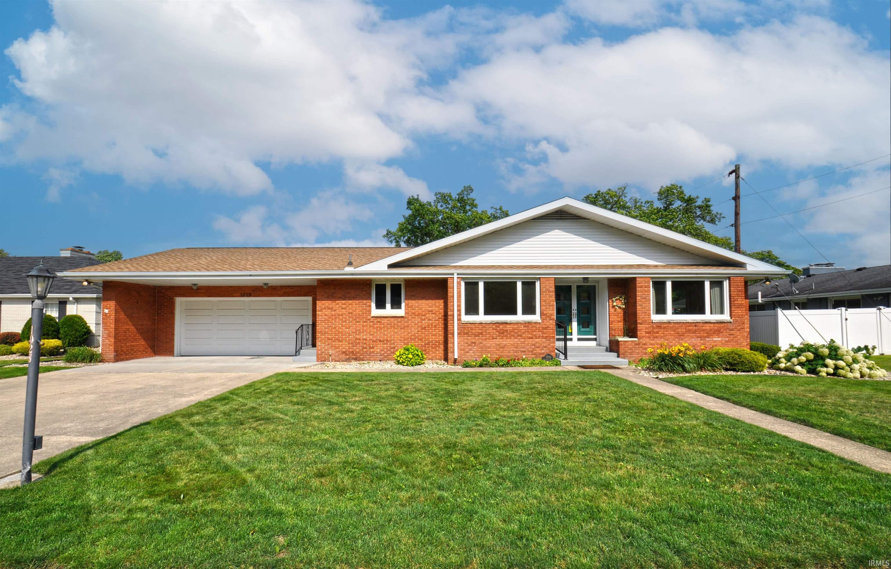 1028 Rosemary