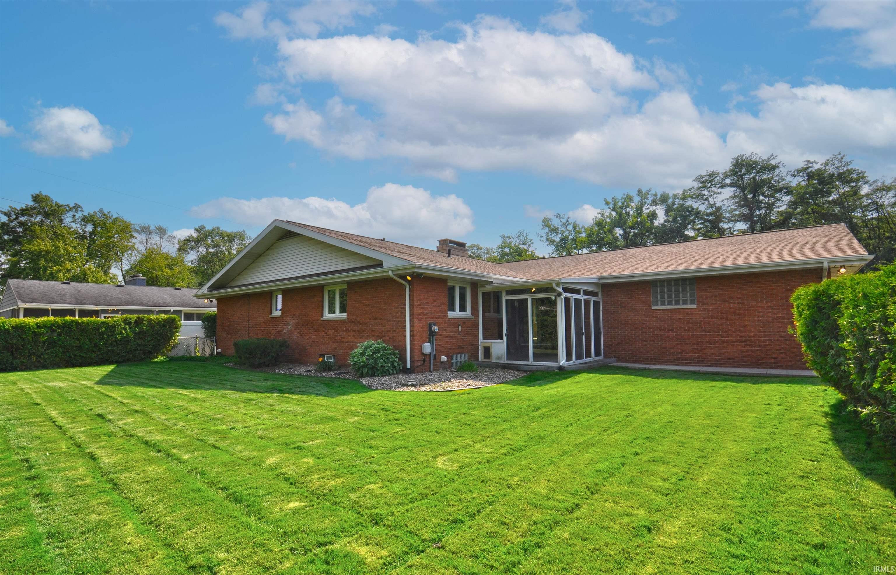 1028 Rosemary