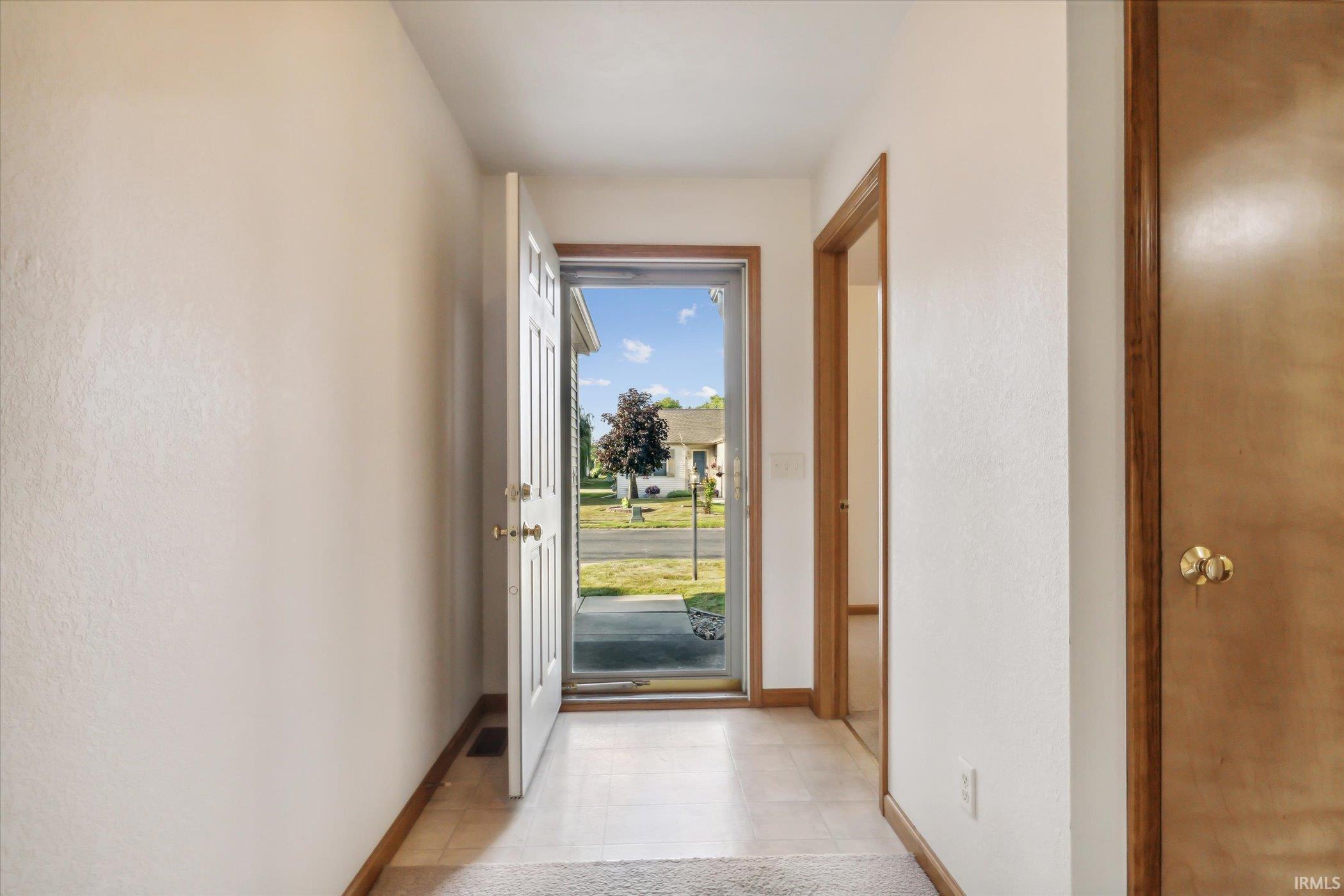 1530 Clover Creek