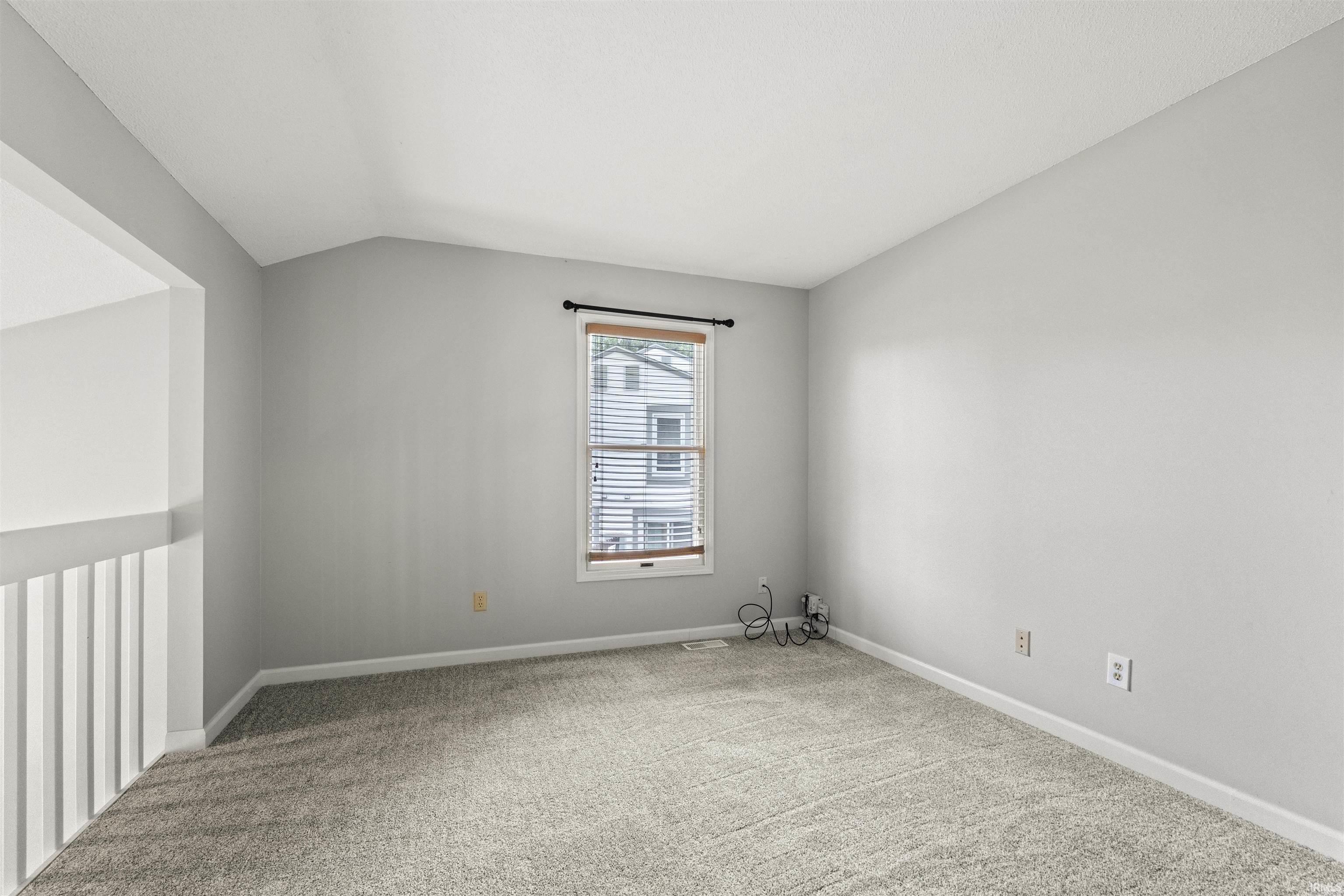 5022 Pinebrook